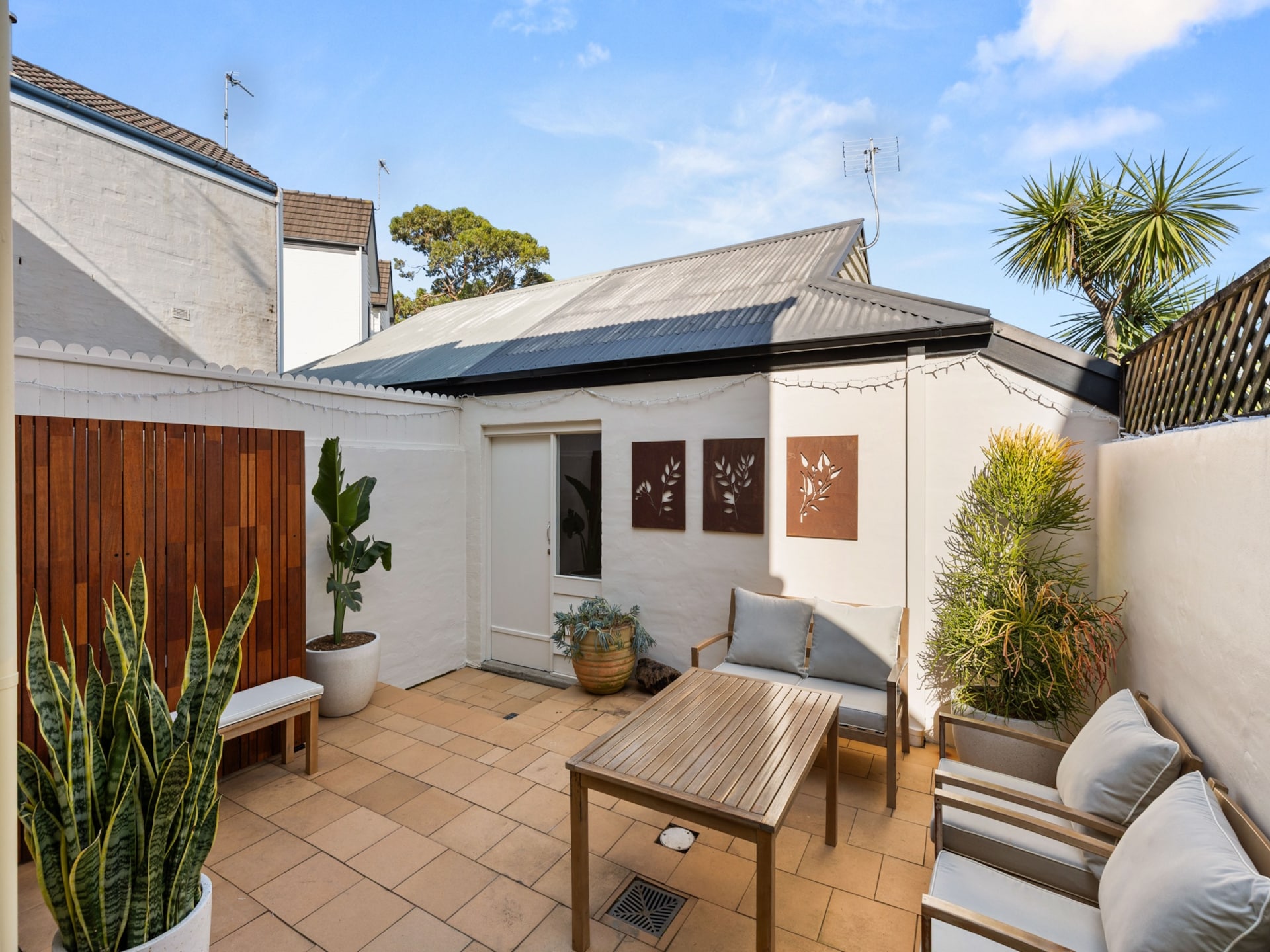 Stijlvol appartement met tuin en terras in Cooks Hill - foto 8
