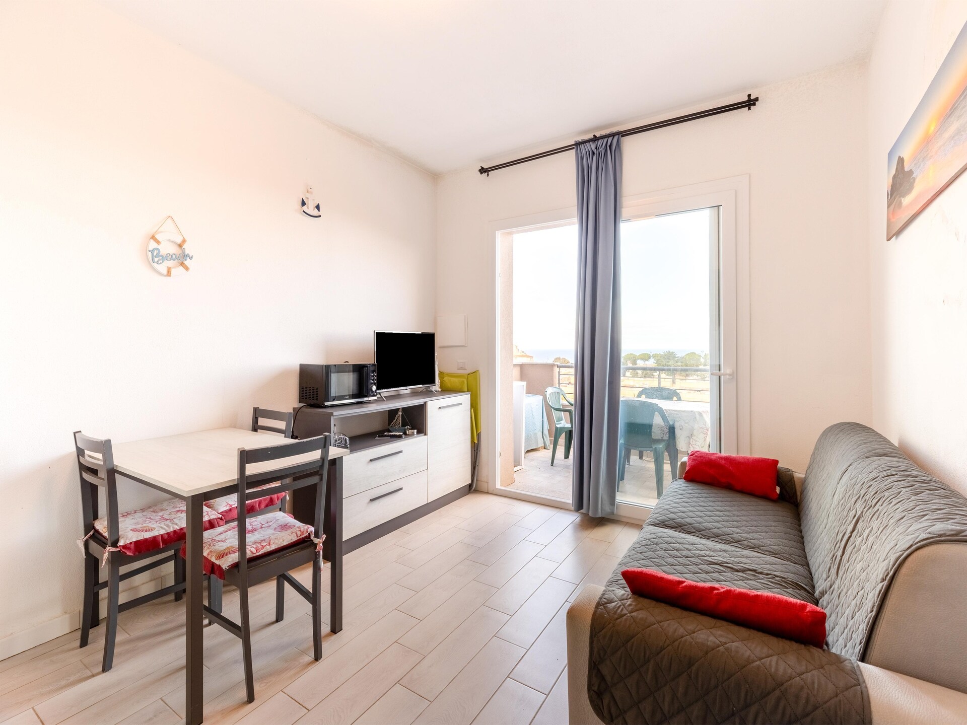 Modern appartement met zwembad en zeezicht in Castelsardo · 4 pers. - foto 3