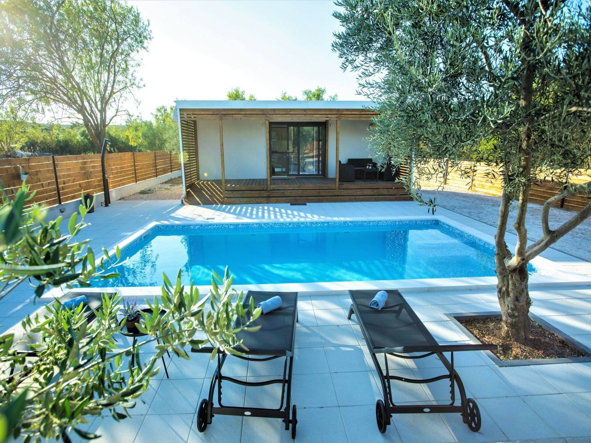 Vakantiehuis met privézwembad en olijfgaard bij Zadar - foto 16