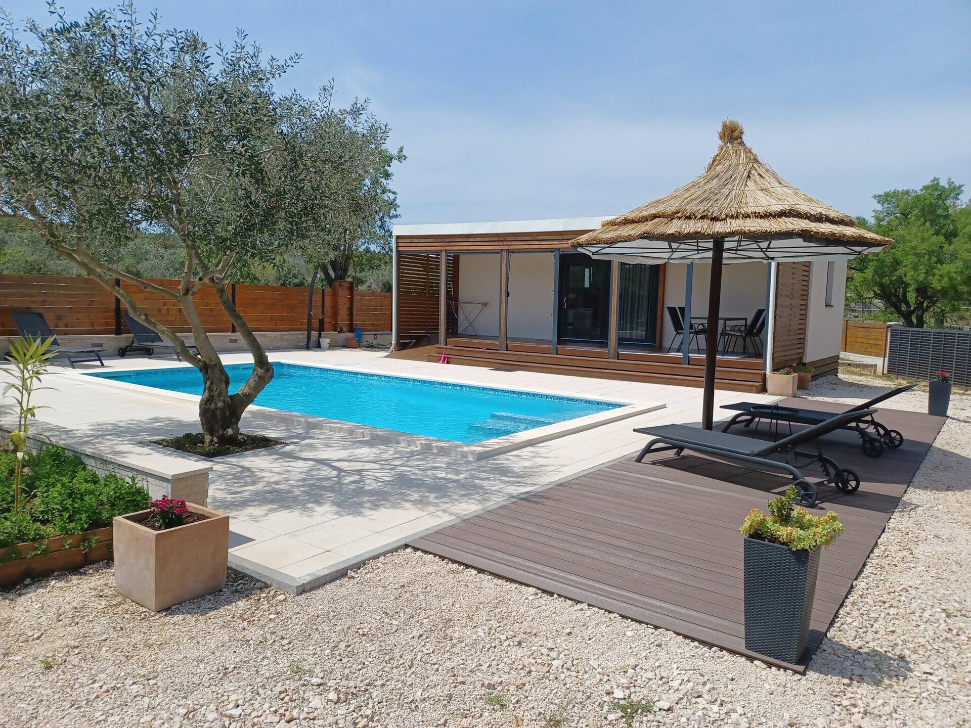 Vakantiehuis met privézwembad en olijfgaard bij Zadar - foto 23