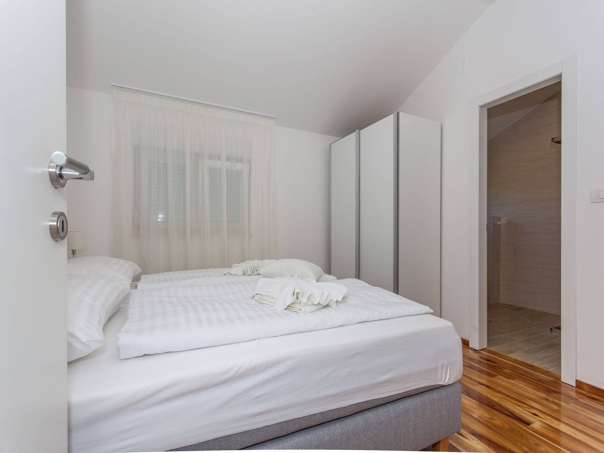 Zeevilla Marin: 7-slaapkamer villa op 100m van strand in Sveti Petar - foto 26