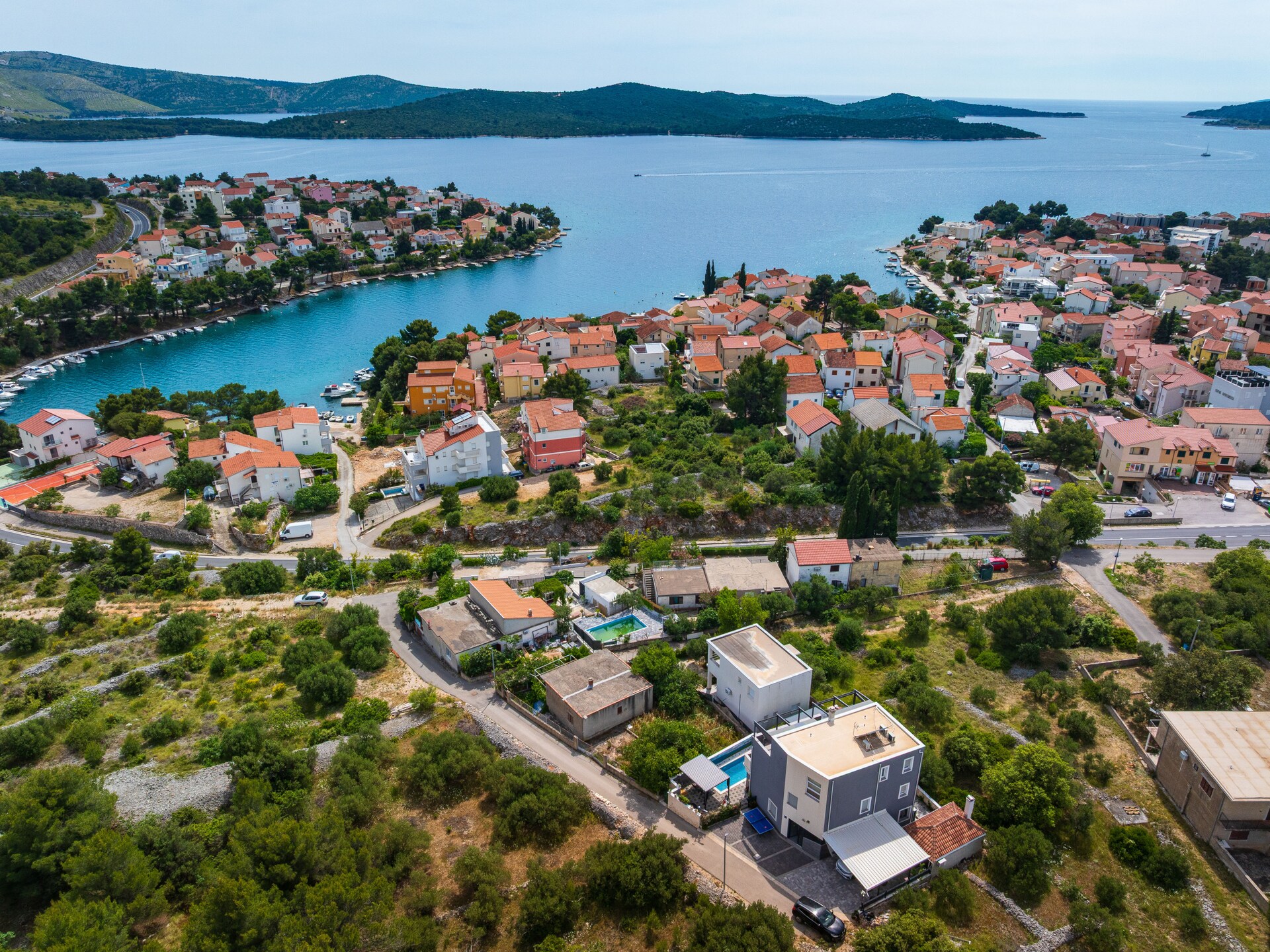 Modern appartement met privézwembad nabij het strand van Žaborić - foto 45