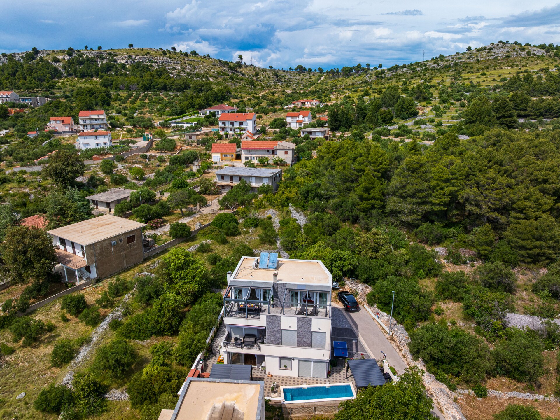 Modern appartement met privézwembad nabij het strand van Žaborić - foto 42
