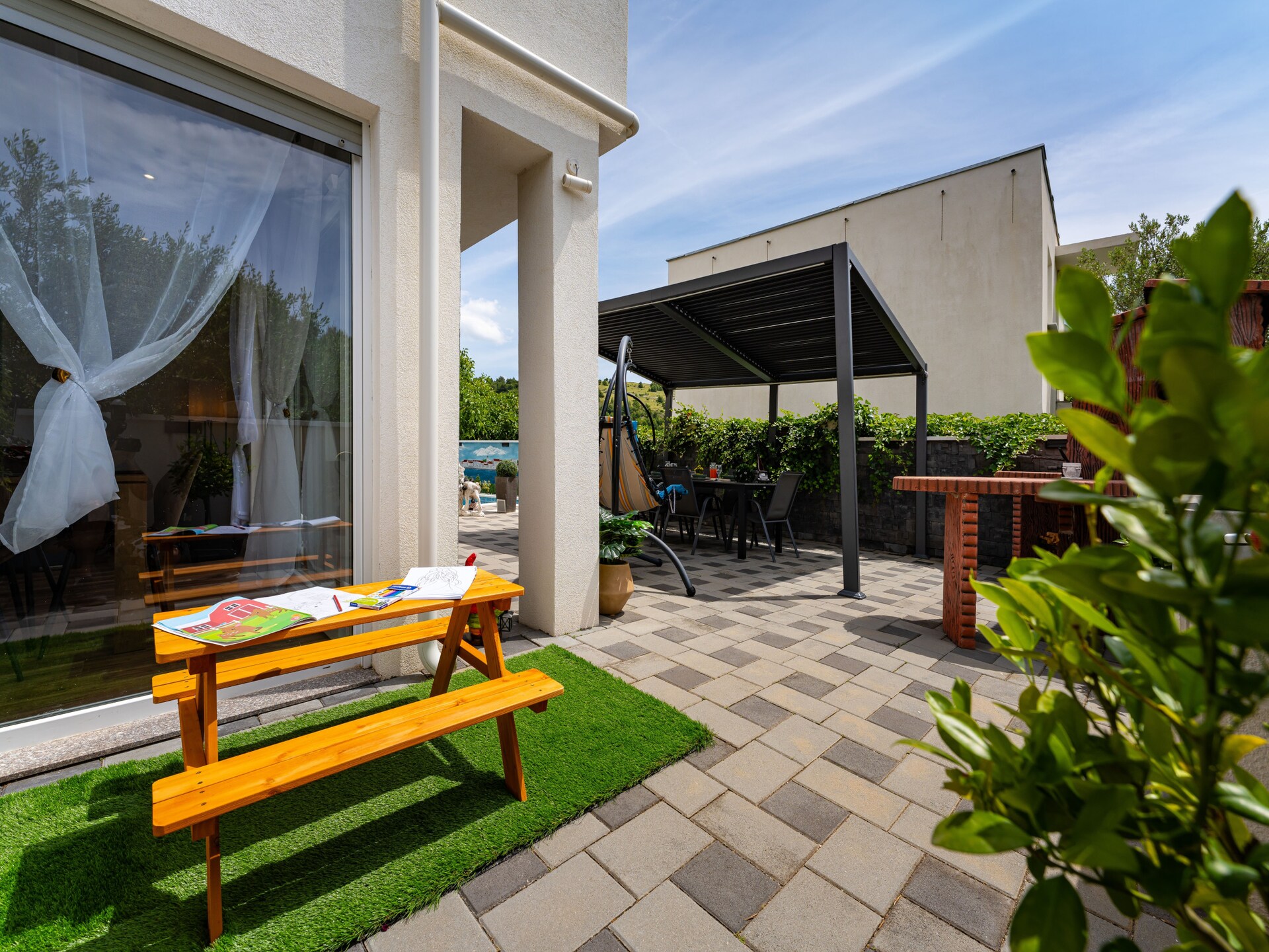 Modern appartement met privézwembad nabij het strand van Žaborić - foto 38