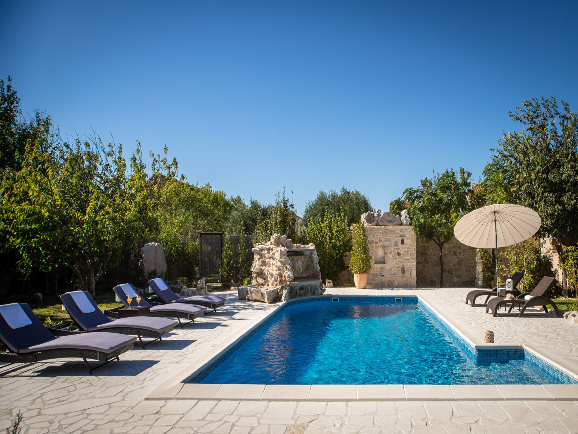 Villa Olea: Luxe groepsvakantie met verwarmd zwembad en wellness nabij Šibenik - foto 19