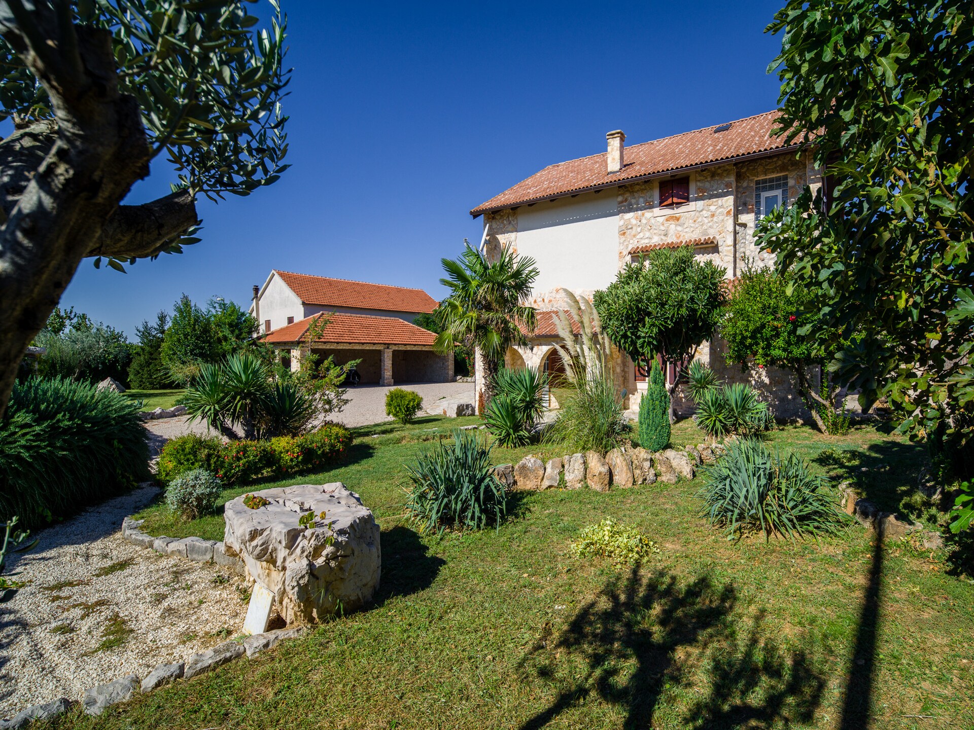 Villa Olea: Luxe groepsvakantie met verwarmd zwembad en wellness nabij Šibenik - foto 15