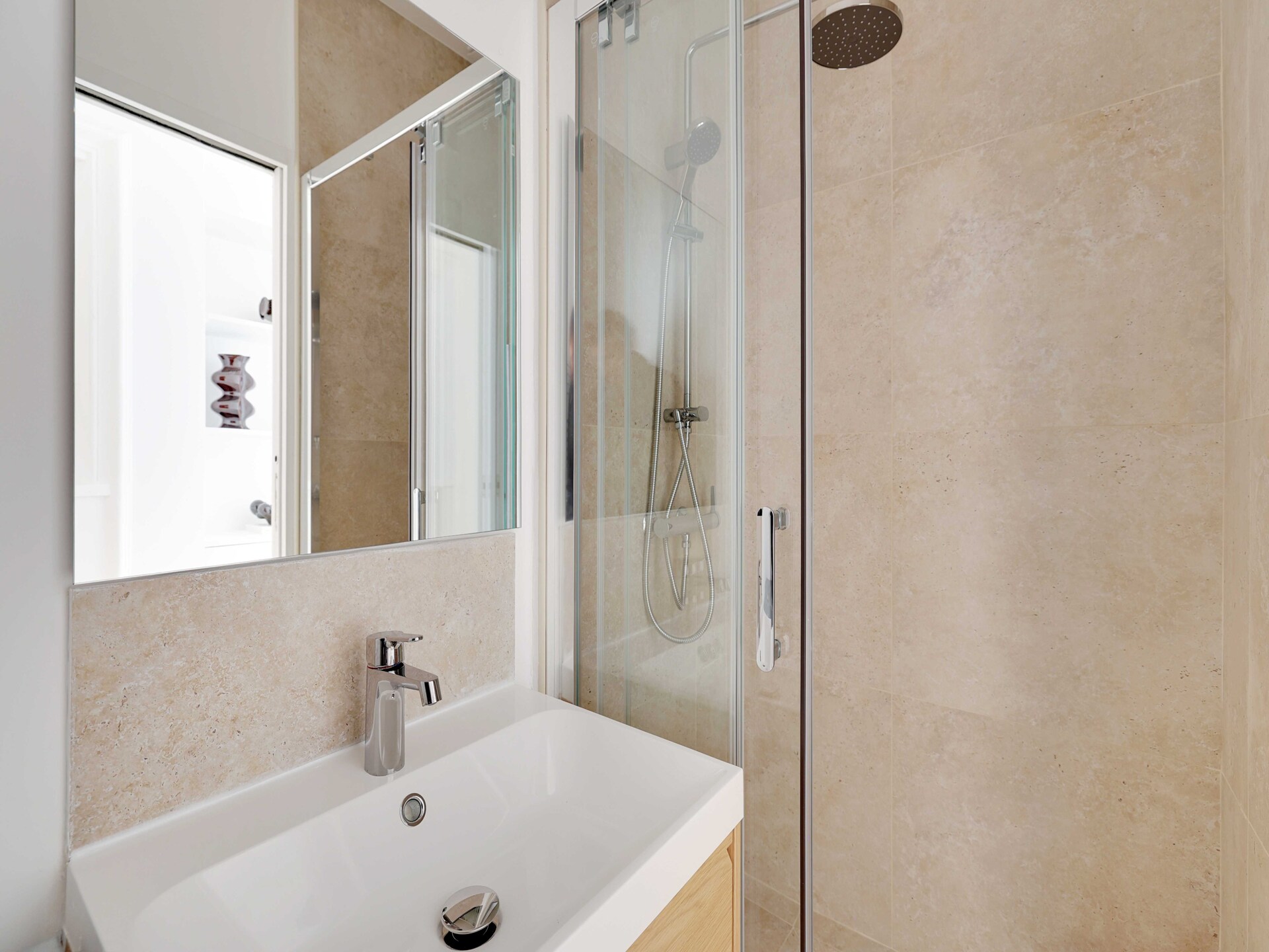 Ruim 4-slaapkamerappartement in levendig 11e arrondissement, vlakbij Bastille - foto 35