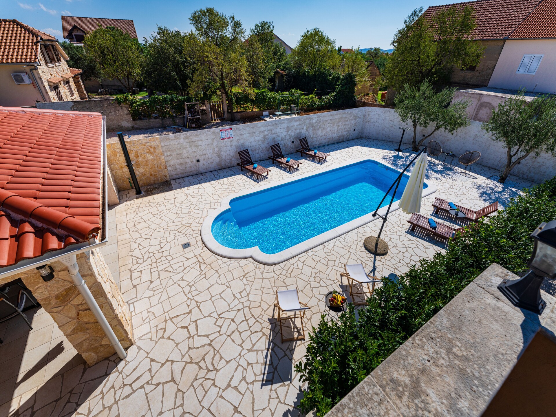 Ruim vakantiehuis met privézwembad nabij Nationaal Park Krka - foto 15