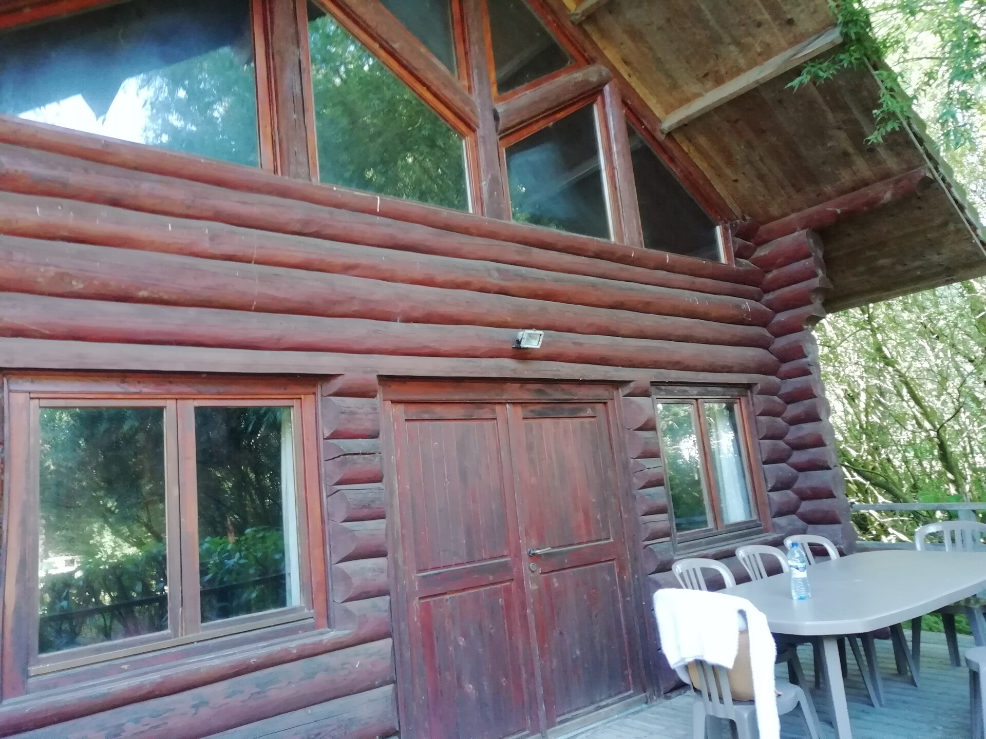 Vrijstaand houten chalet voor 6 personen op rustig landgoed bij de Sommebaai - foto 3