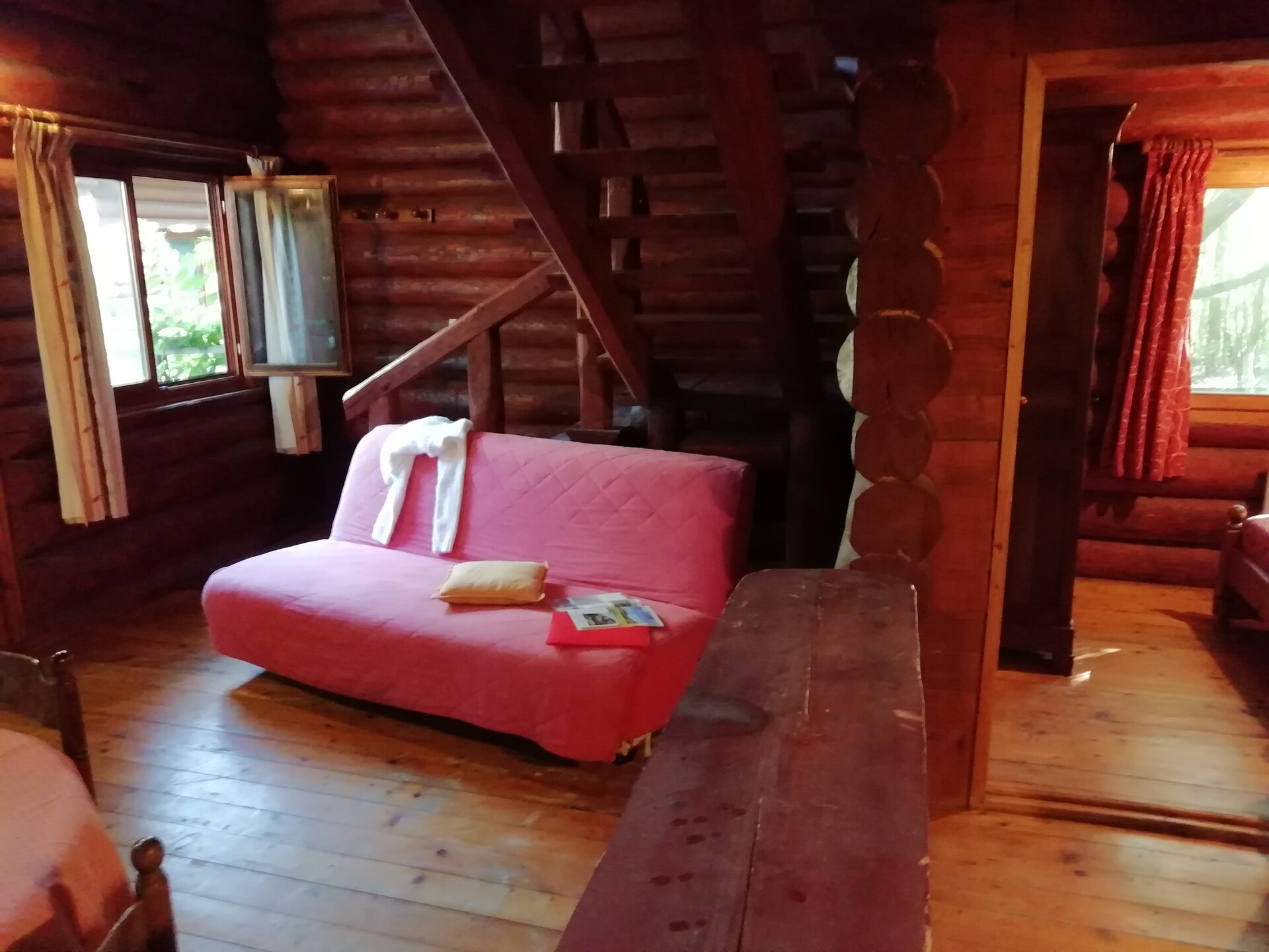 Vrijstaand houten chalet voor 6 personen op rustig landgoed bij de Sommebaai - foto 9