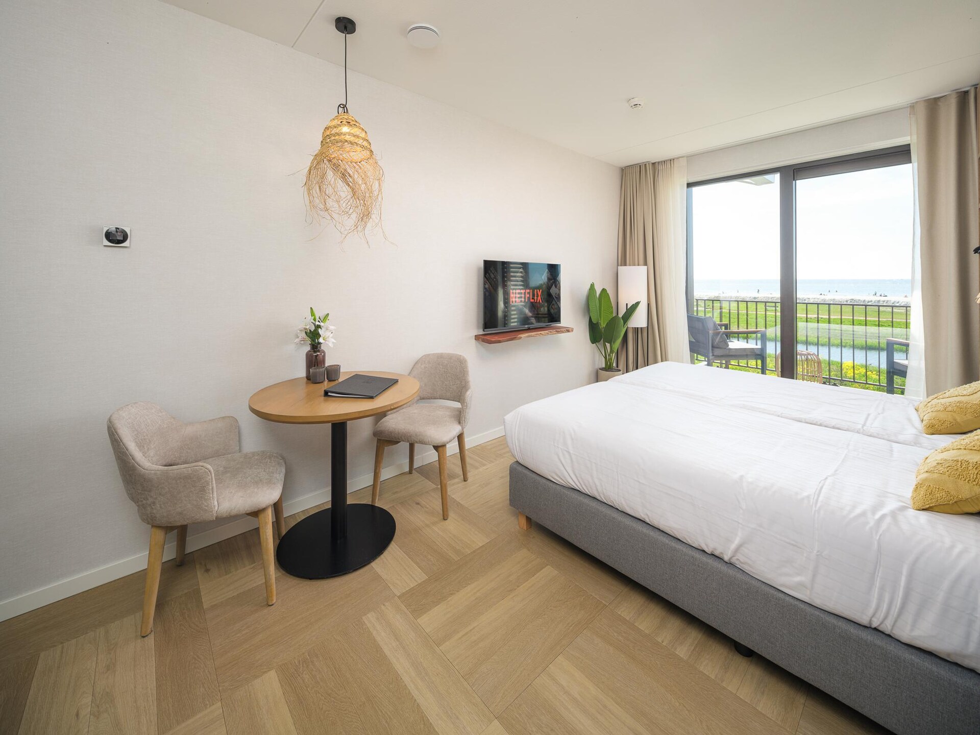 Luxe studio aan het IJsselmeerstrand in Workum - foto 5