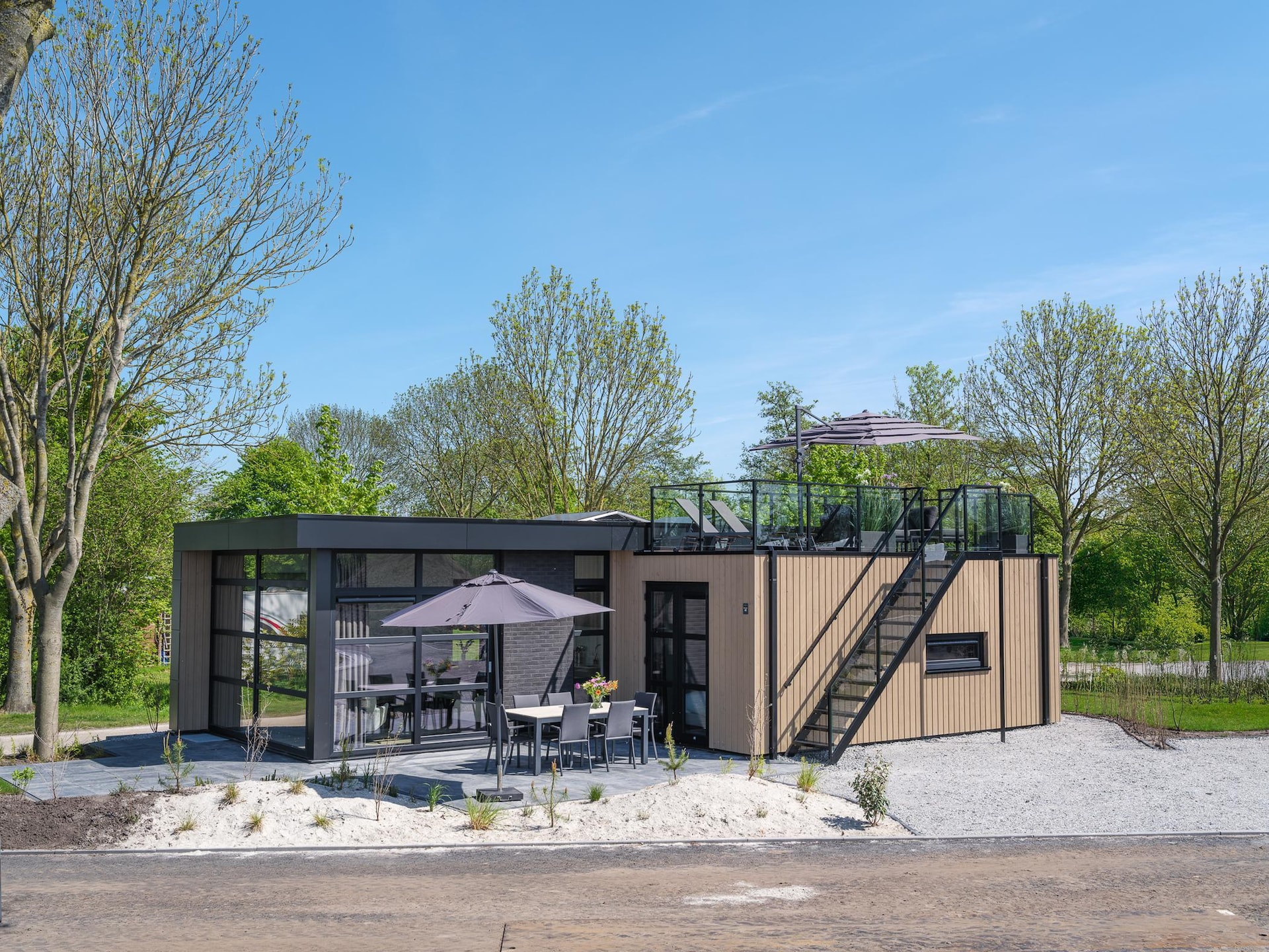 Moderne villa in Workum met ruim dakterras voor 6 personen - foto 1