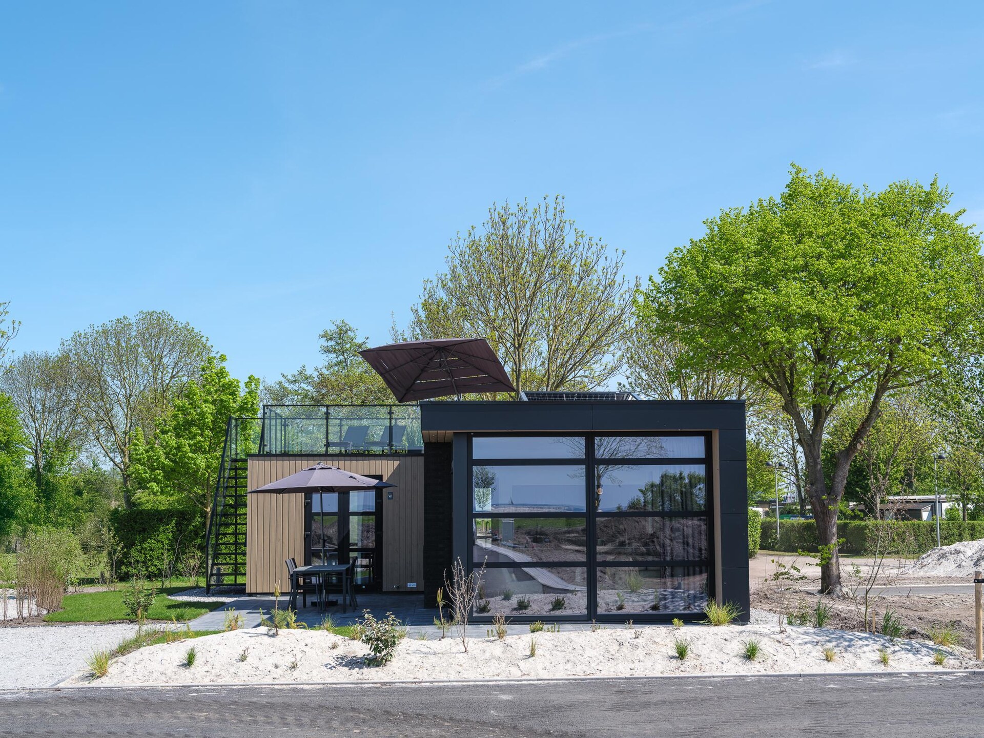 Stijlvolle villa in Workum met dakterras en uitzicht op het IJsselmeer - foto 8