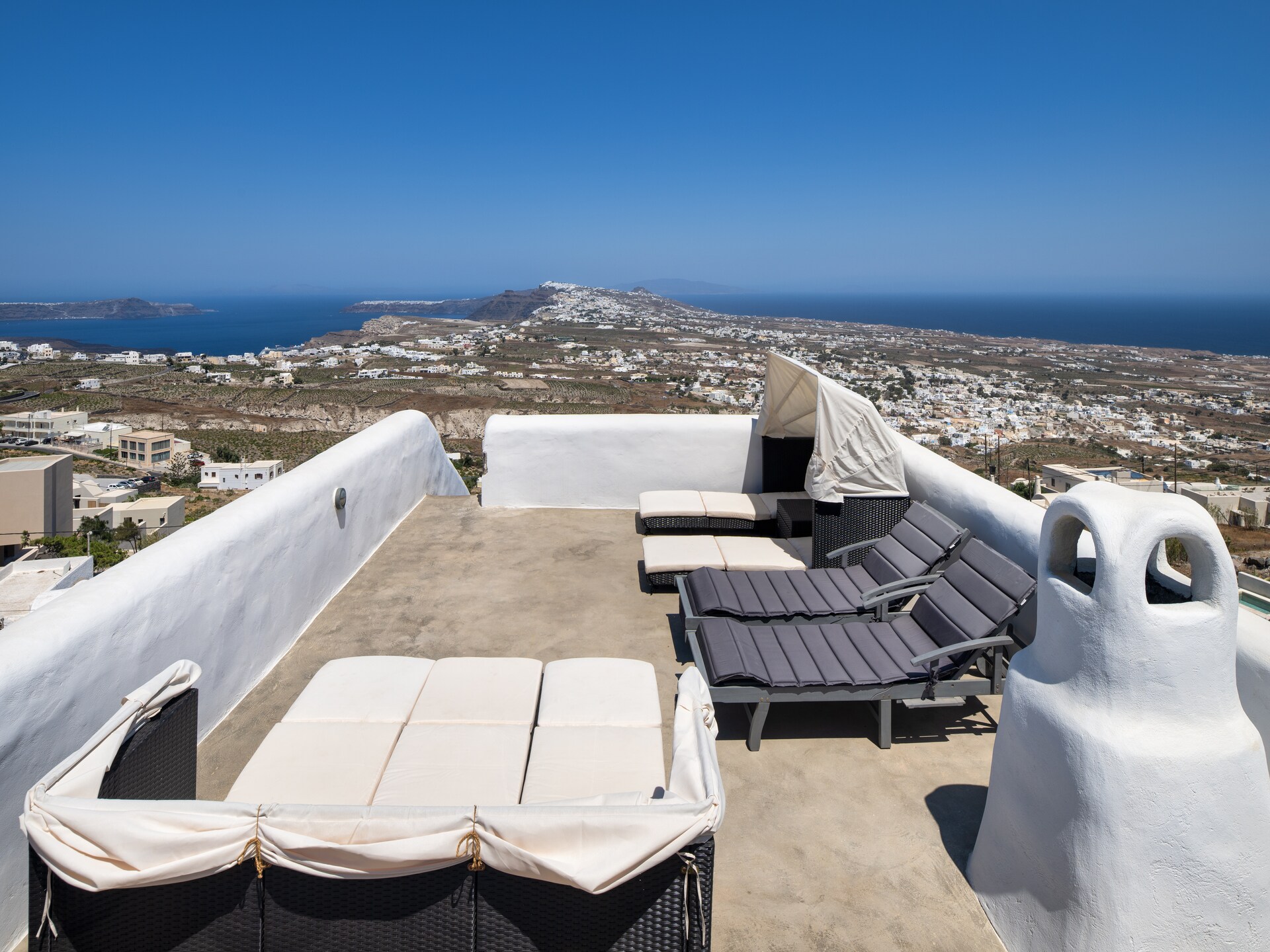 Villa Santa Croce: Luxe vakantiehuis met privézwembad en uitzicht op zee in Pyrgos, Santorini - foto 32
