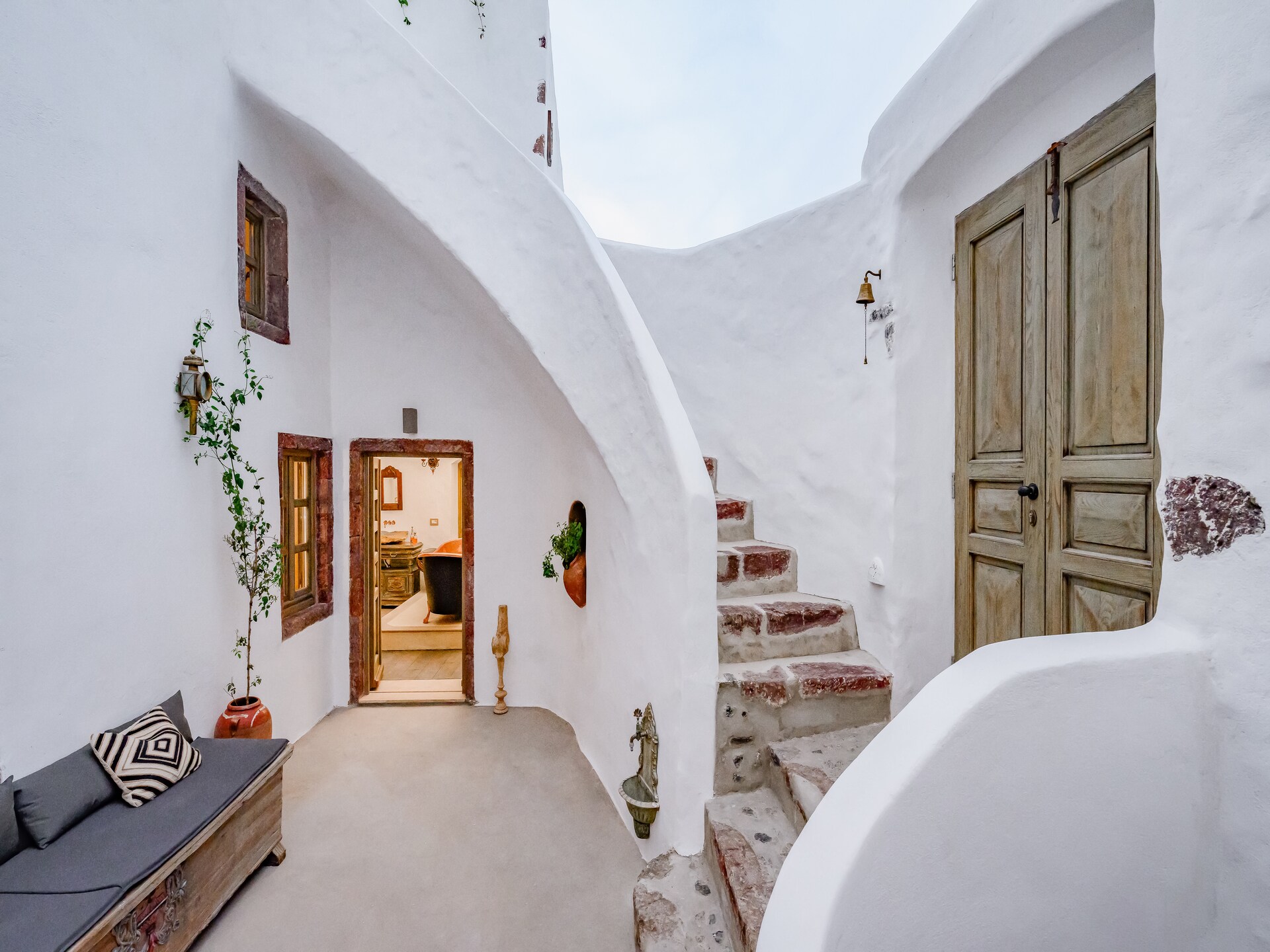Villa Santa Croce: Luxe vakantiehuis met privézwembad en uitzicht op zee in Pyrgos, Santorini - foto 18
