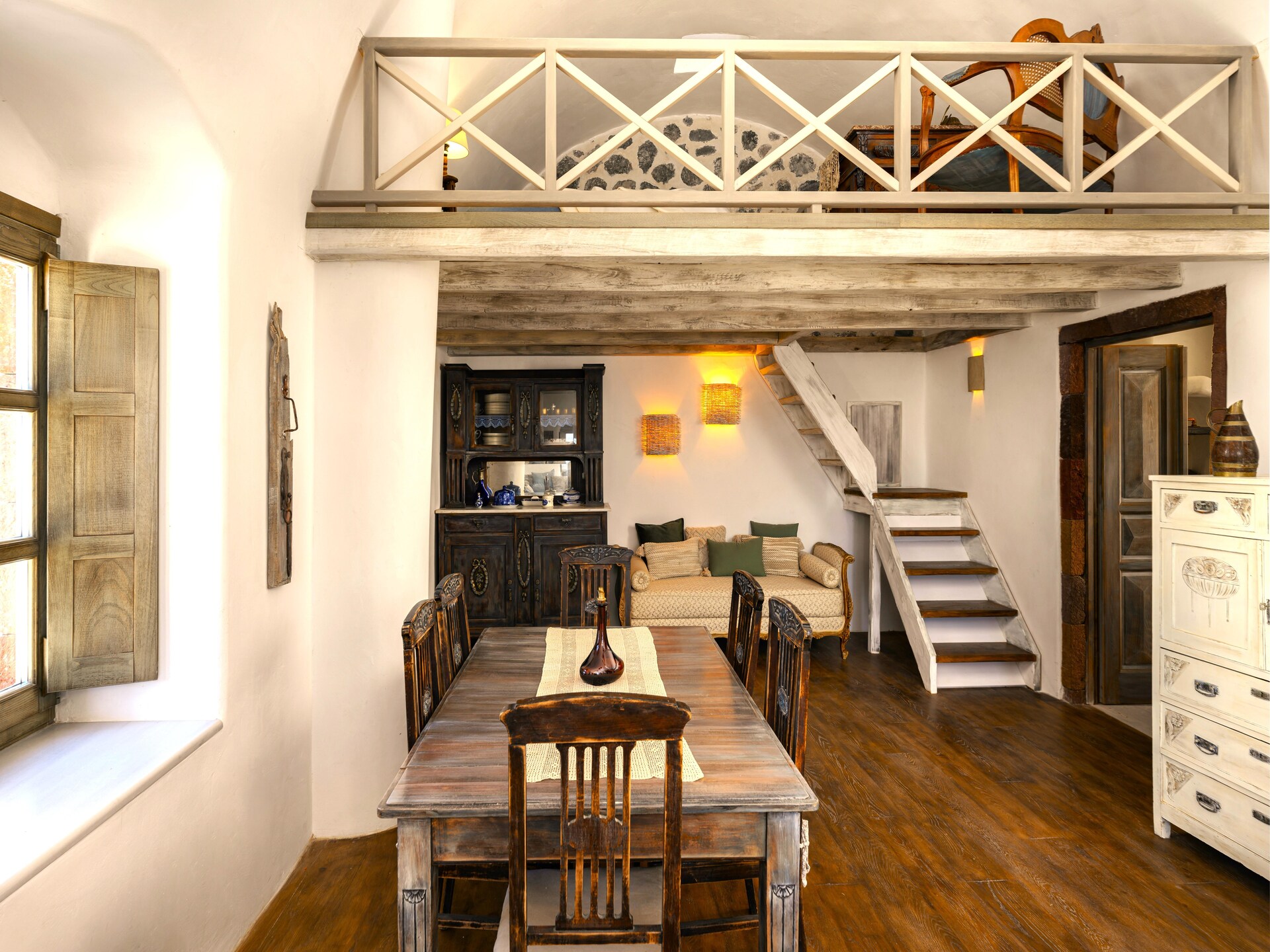 Villa Santa Croce: Luxe vakantiehuis met privézwembad en uitzicht op zee in Pyrgos, Santorini - foto 2