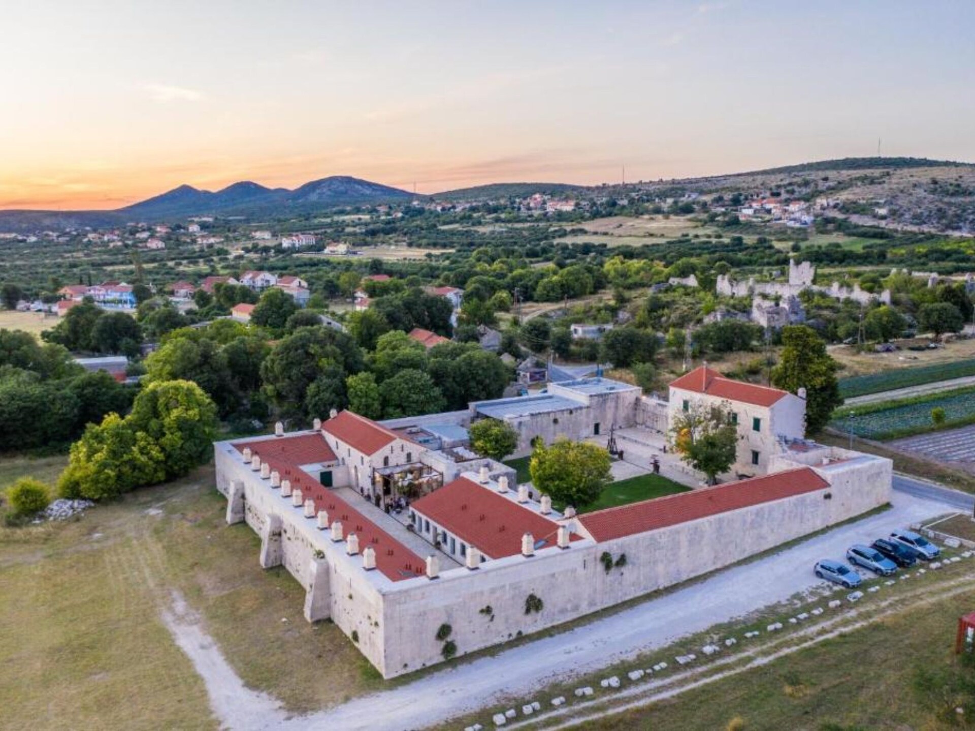 Romantisch kamer in historisch hotel Maškovića Han, Pakoštane - foto 27