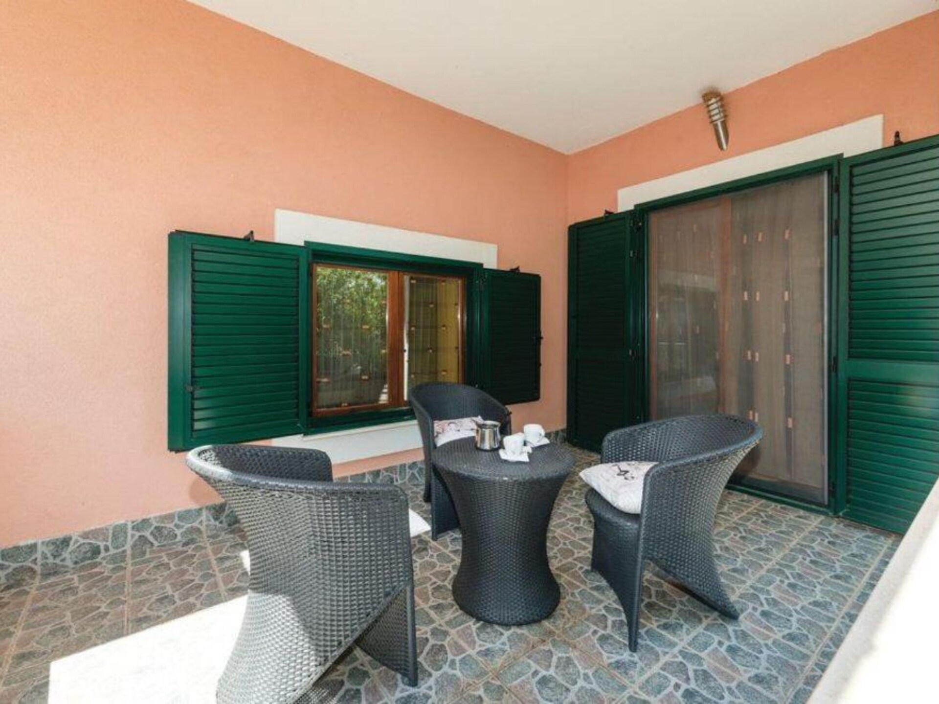 Ruim vakantiehuis met zwembad voor 6 personen in Drniš - foto 14
