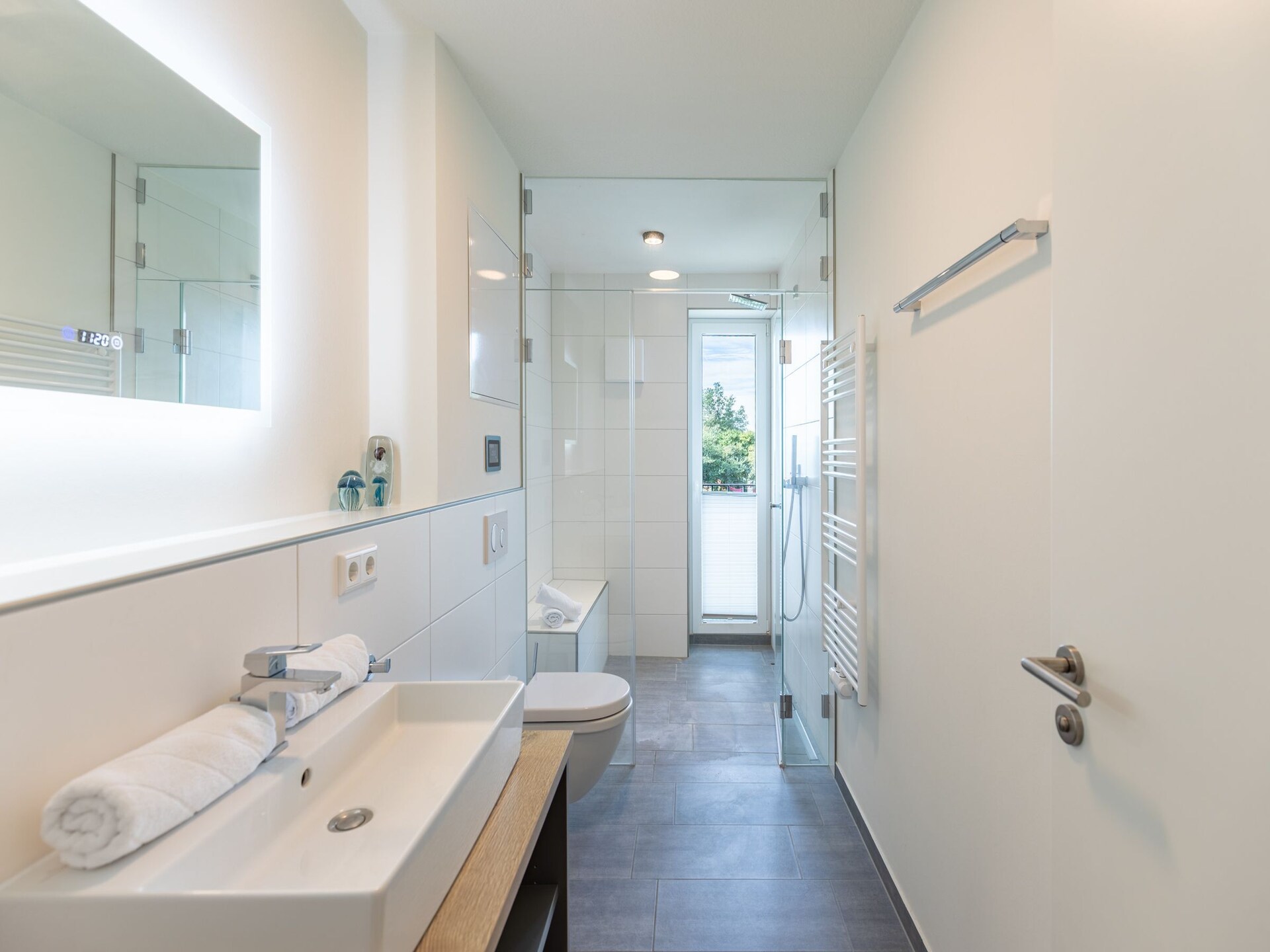Stijlvol appartement met balkon vlak achter de dijk in Nordstrand - foto 25