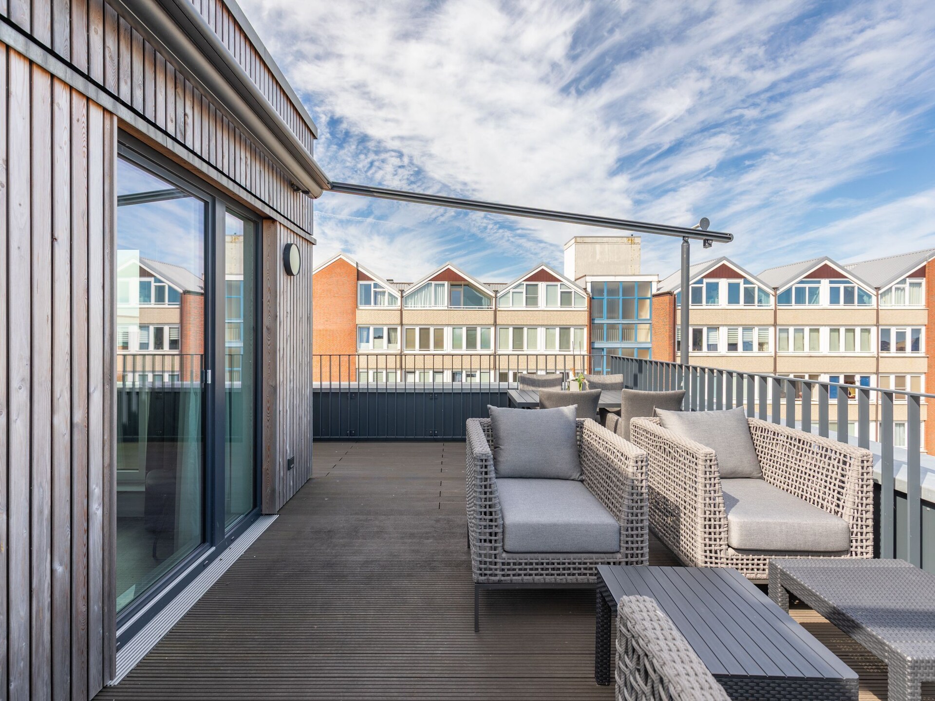 Stijlvol penthouse met stoomsauna en panoramisch zeezicht op Nordstrand - foto 31