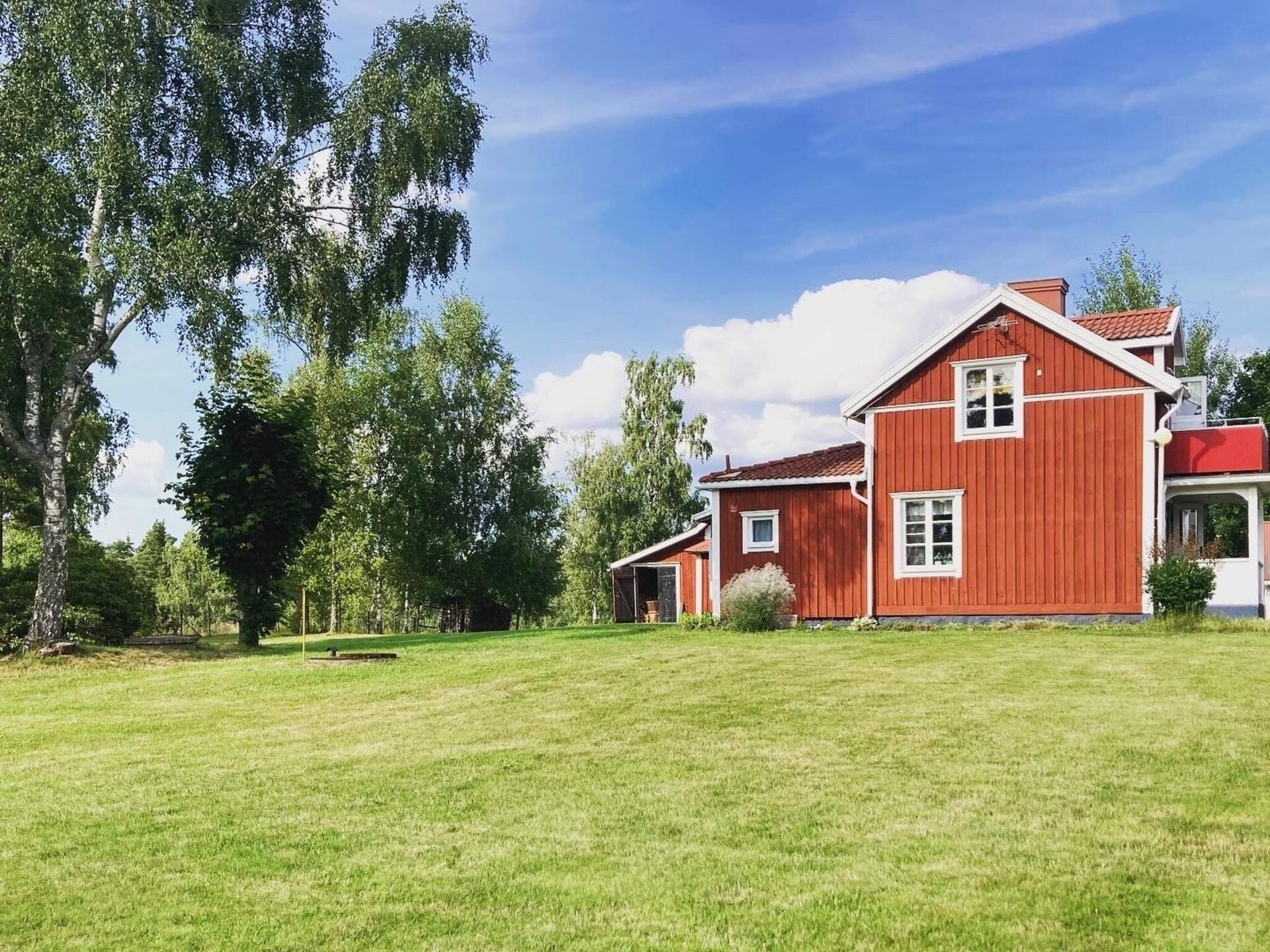 Charmant vakantiehuis bij meer in Småland met grote tuin - foto 5