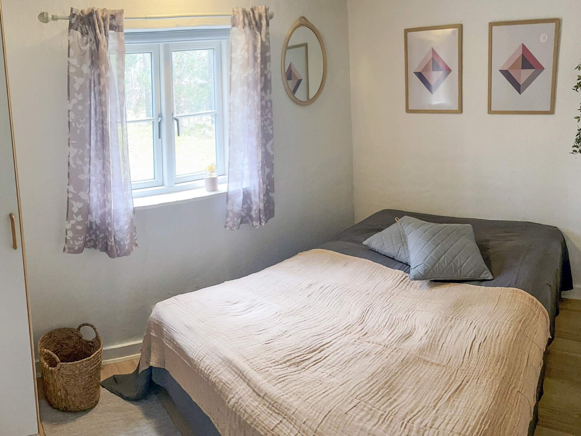 Ruim vakantiehuis met hottub en apart gastenverblijf aan de golfbaan bij Aakirkeby - foto 9