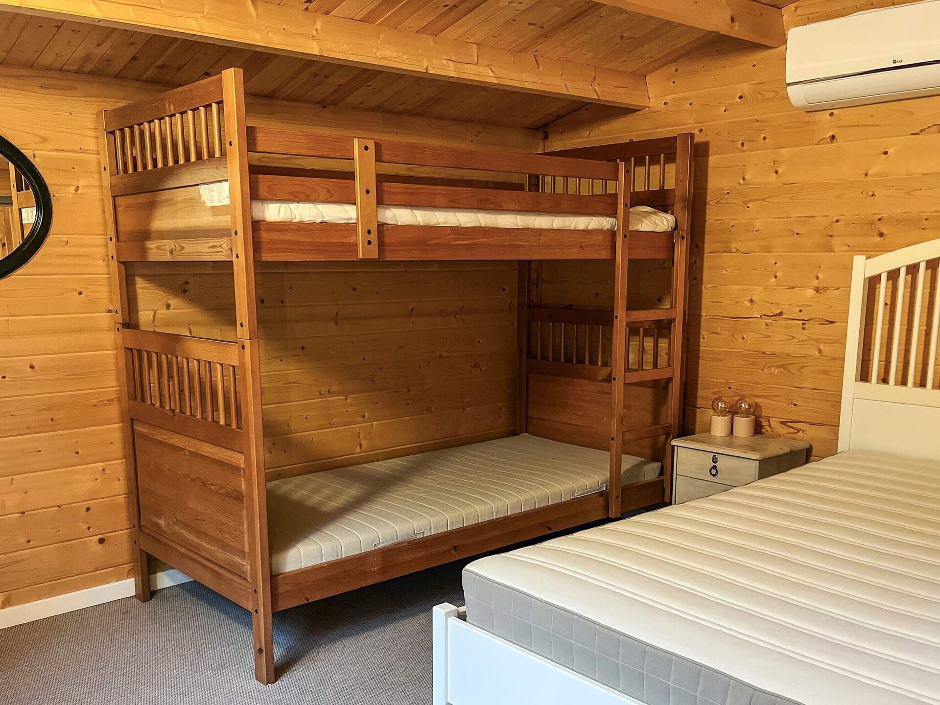 Ruim vakantiehuis met hottub en apart gastenverblijf aan de golfbaan bij Aakirkeby - foto 29