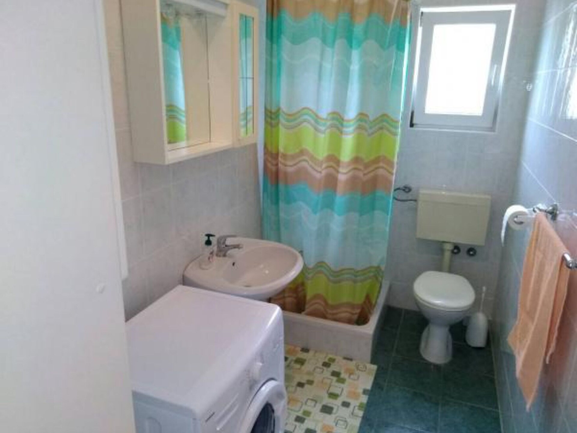 Aan het strand: Ruim appartement voor 4 personen in Banjol - foto 4