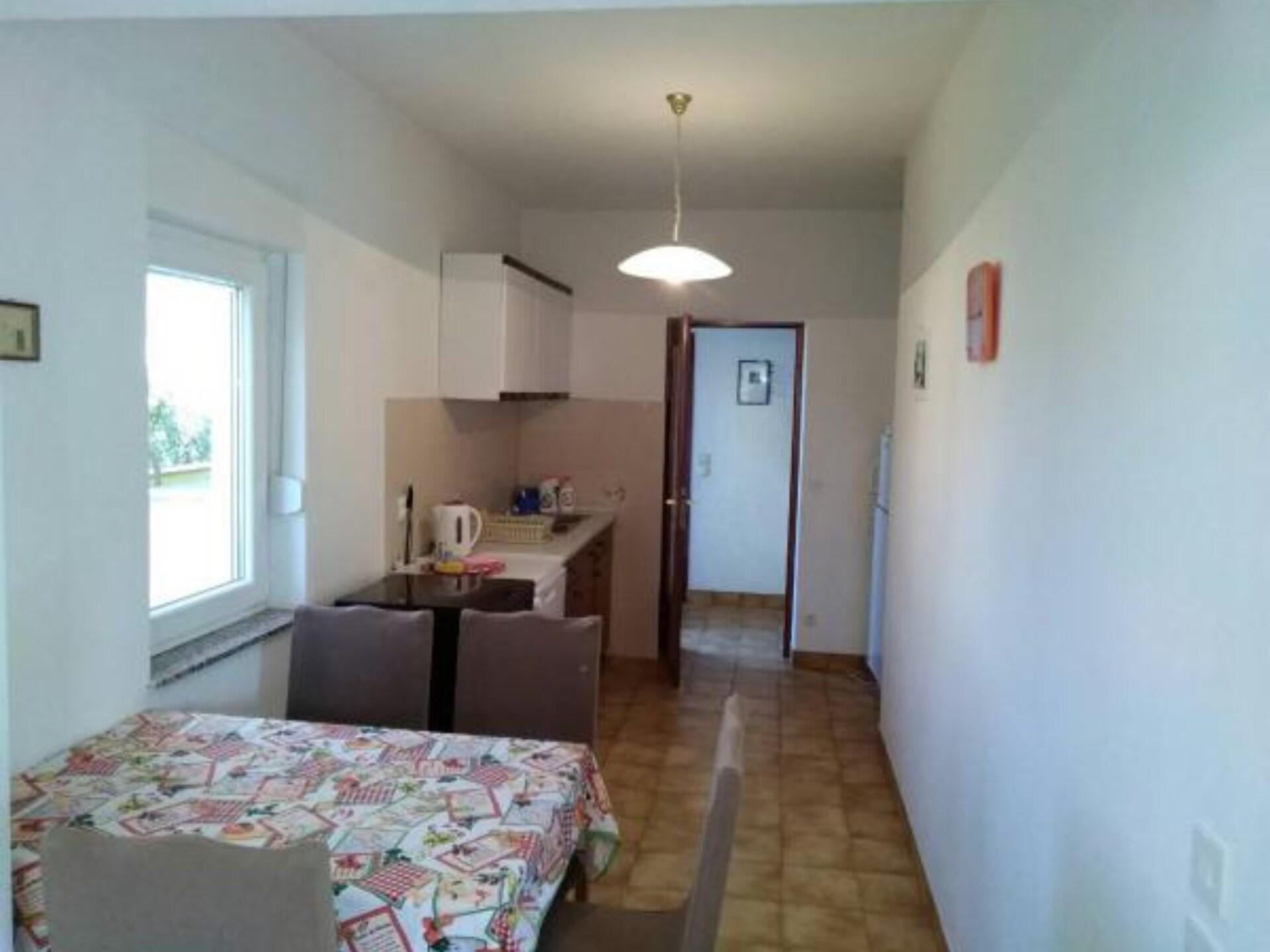 Zonovergoten appartement met terras vlakbij strand Banjol - foto 2