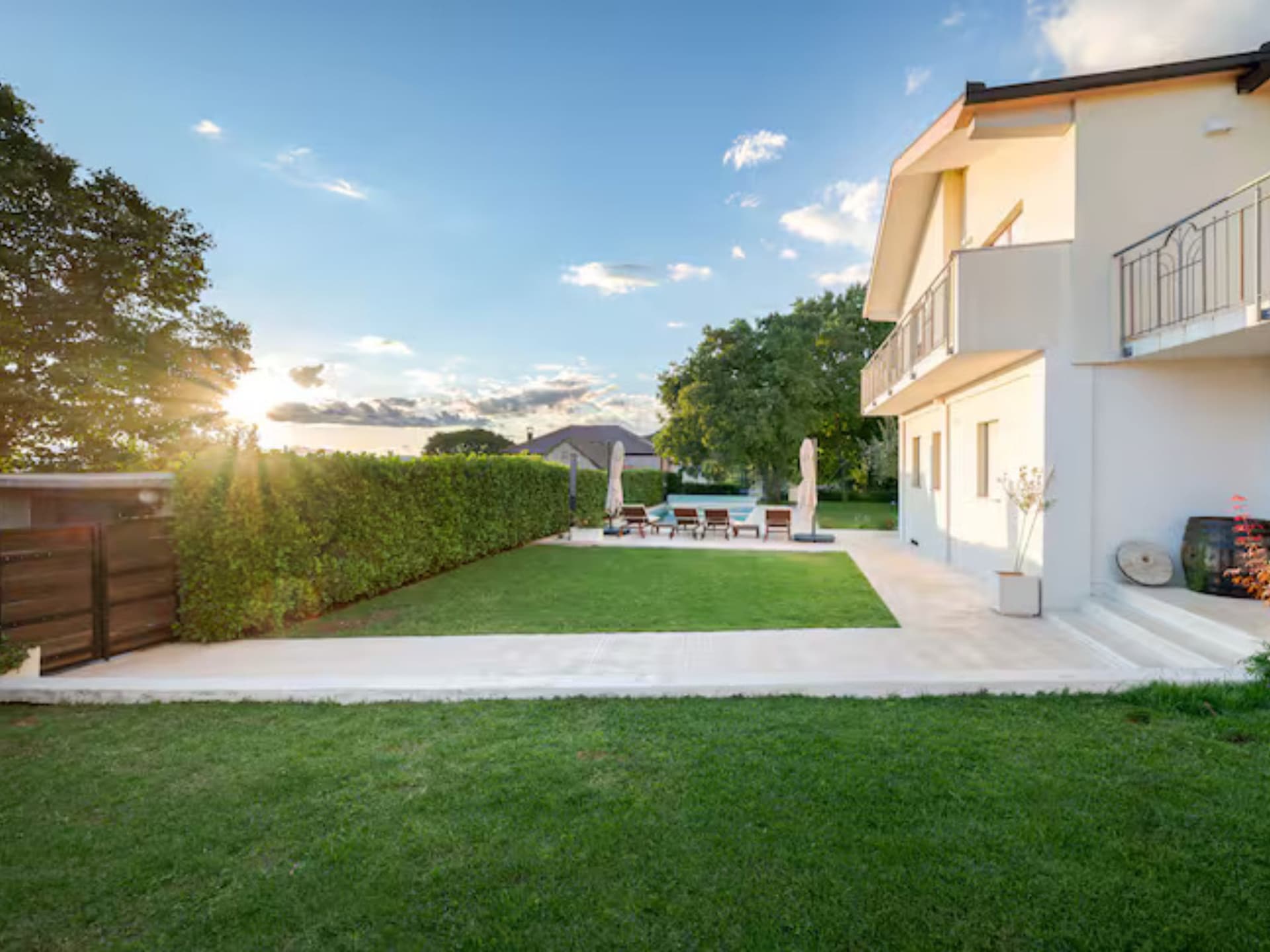 Villa Mima Pool Retreat: Luxe vijfkamer villa met privézwembad in Lovreć - foto 31