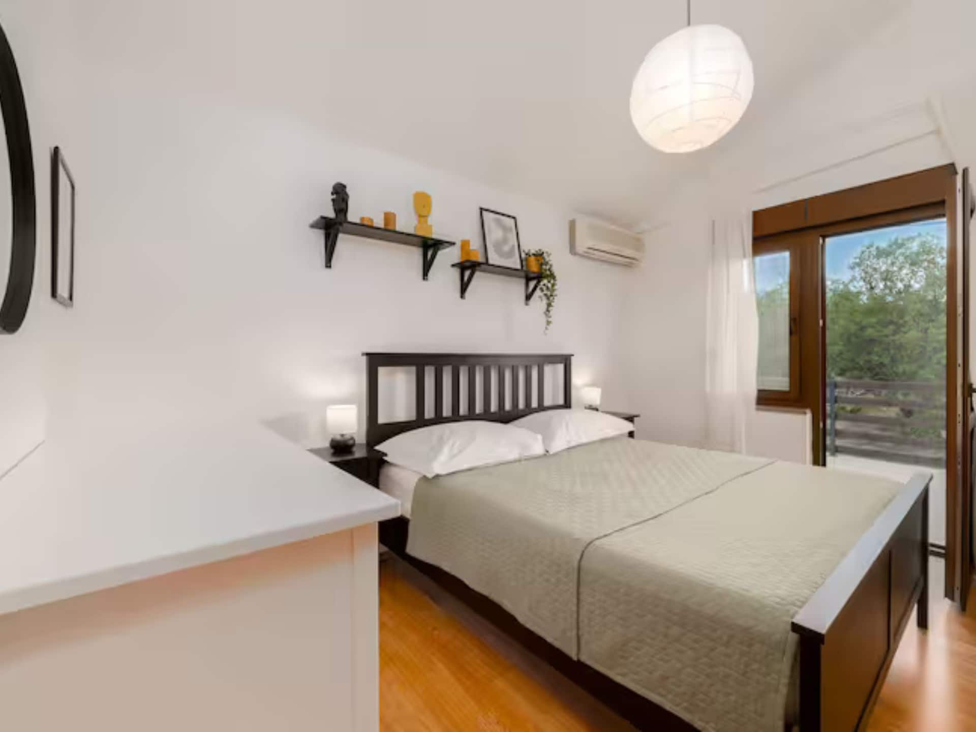 Villa Mima Pool Retreat: Luxe vijfkamer villa met privézwembad in Lovreć - foto 13