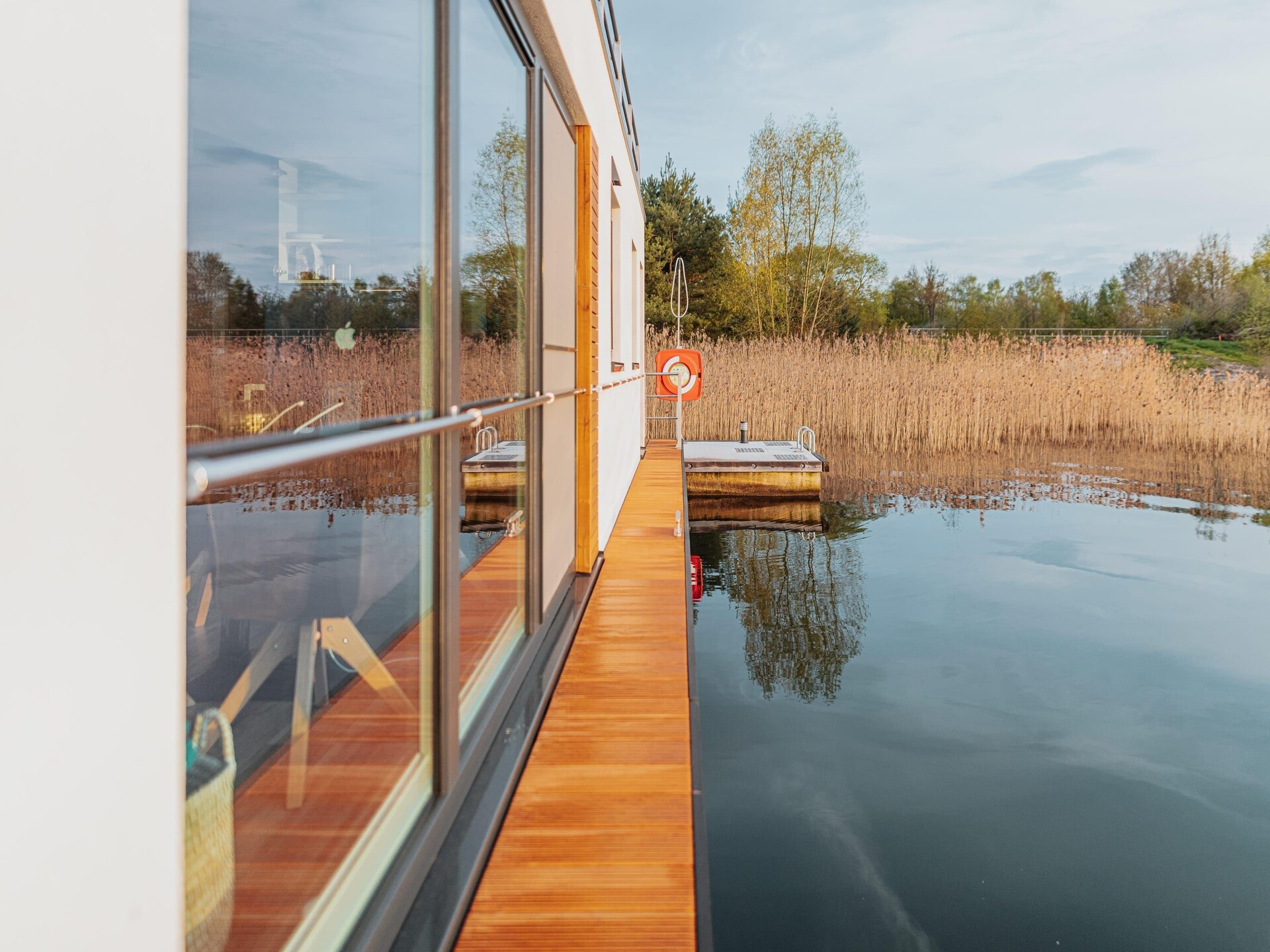 Modern hausboot aan Gräbendorfer See in Spreewald voor 4 personen - foto 12
