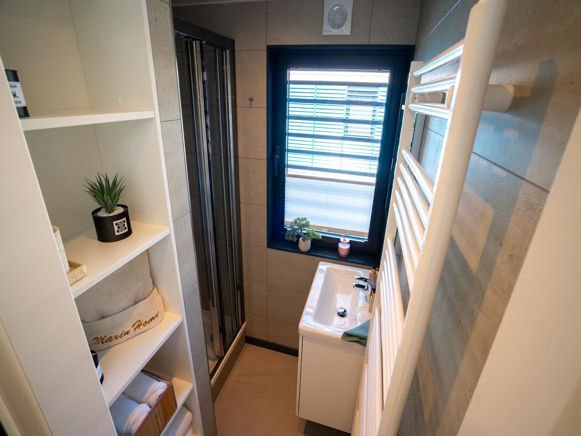 4-persoons luxe woonboot aan het meer in Höxter · 4 pers. - foto 19