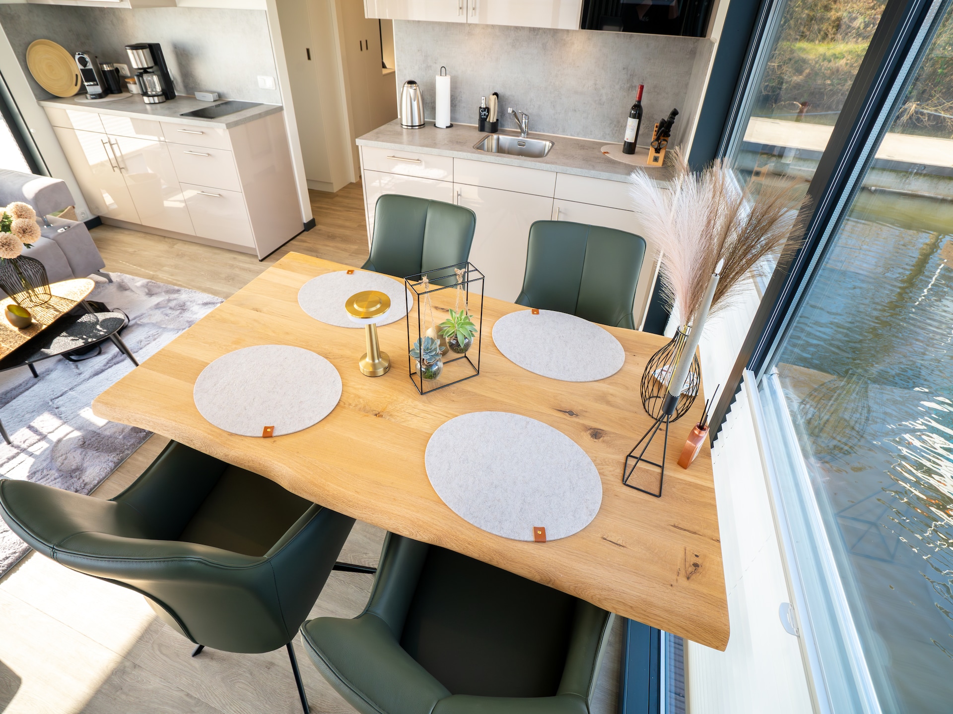 4-persoons luxe woonboot aan het meer in Höxter · 4 pers. - foto 12