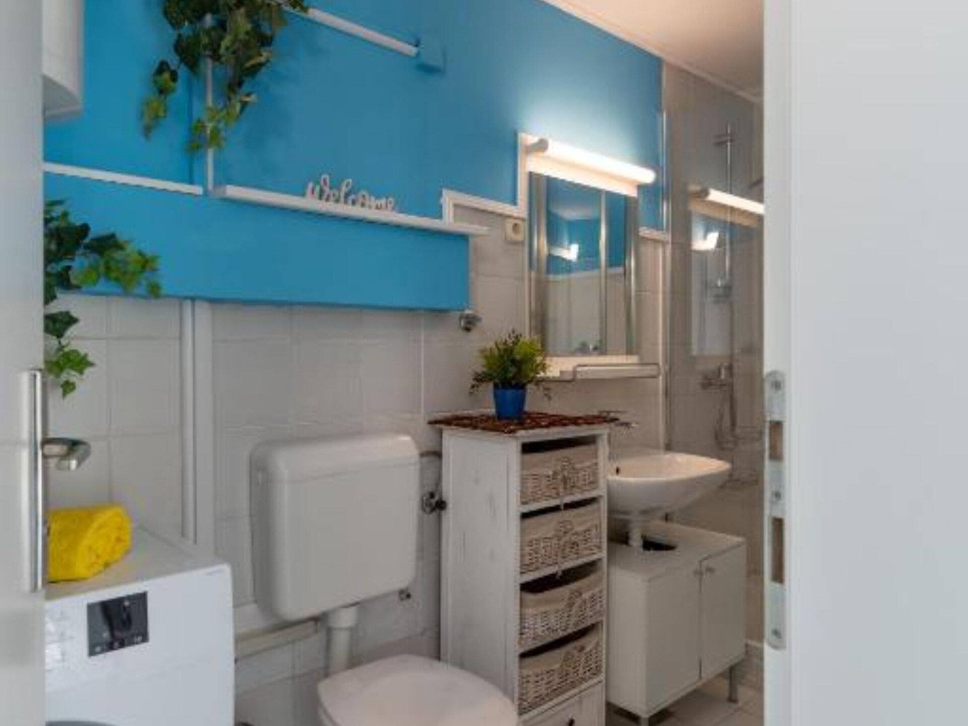 Op 700 m van het strand: Rustgevend appartement in Novalja - foto 9