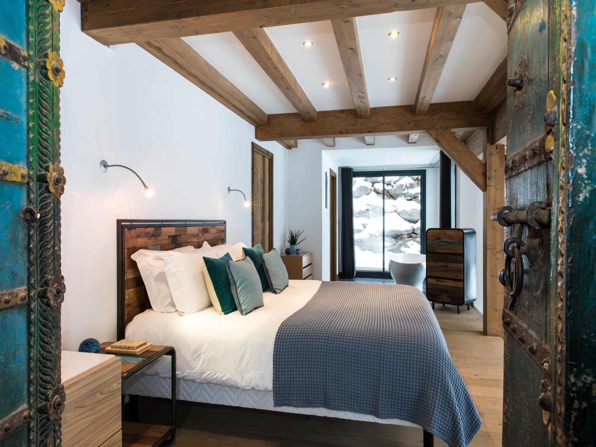 Chalet Belachat: Stijlvol wonen aan het meer met Mont Blanc uitzicht - foto 4