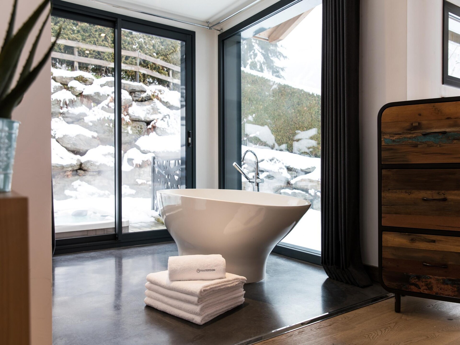 Chalet Belachat: Stijlvol wonen aan het meer met Mont Blanc uitzicht - foto 18