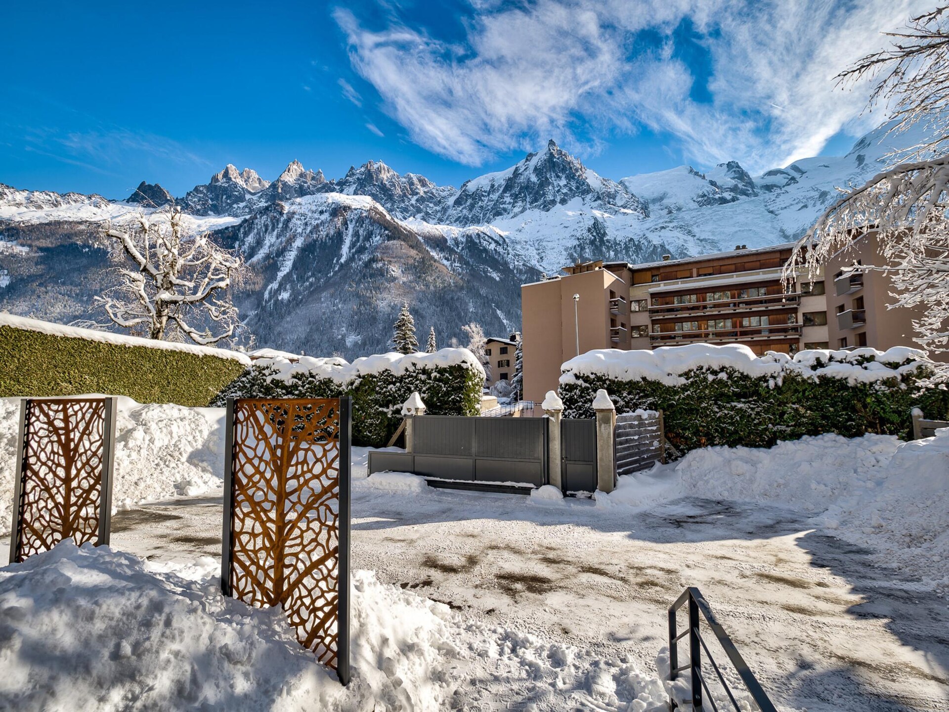 Chalet Belachat: Stijlvol wonen aan het meer met Mont Blanc uitzicht - foto 23