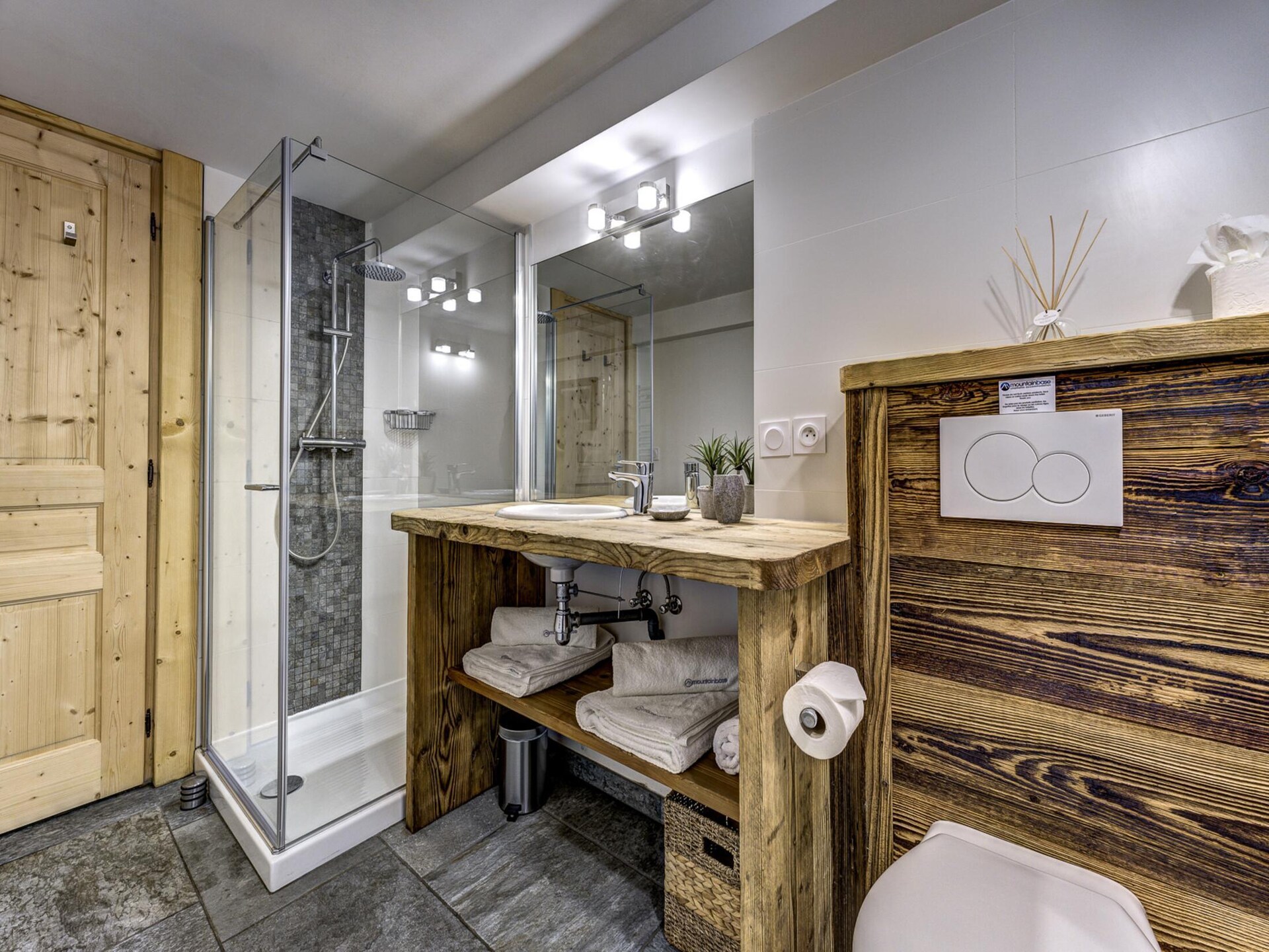 Chalet Planards 1: 10-persoons chalet met sauna, hot tub en Mont Blanc uitzicht - foto 23