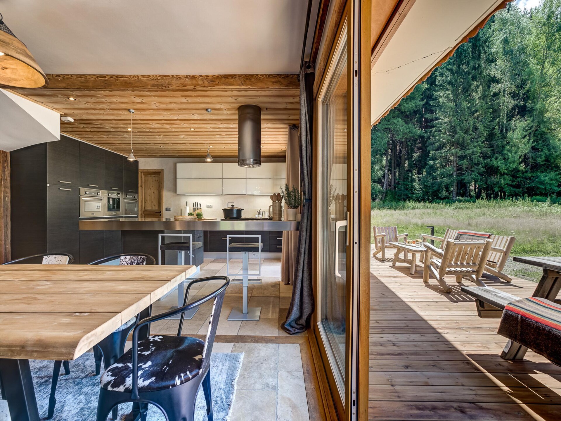 Ruim chalet voor 8 met hot tub, tuin en Mont Blanc-zicht in Chamonix - foto 24