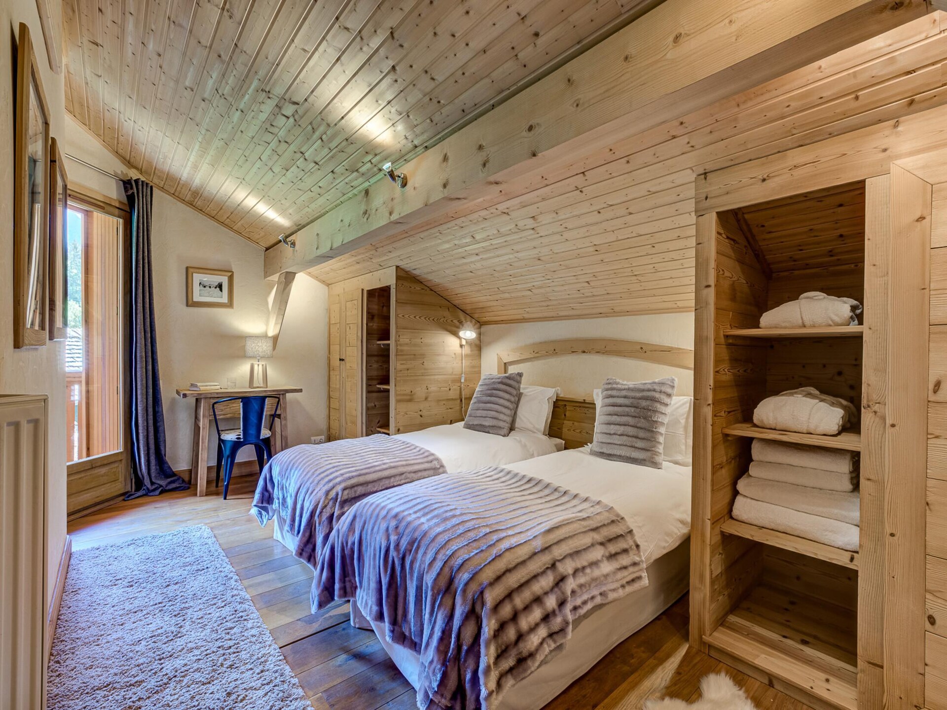 Ruim chalet voor 8 met hot tub, tuin en Mont Blanc-zicht in Chamonix - foto 3