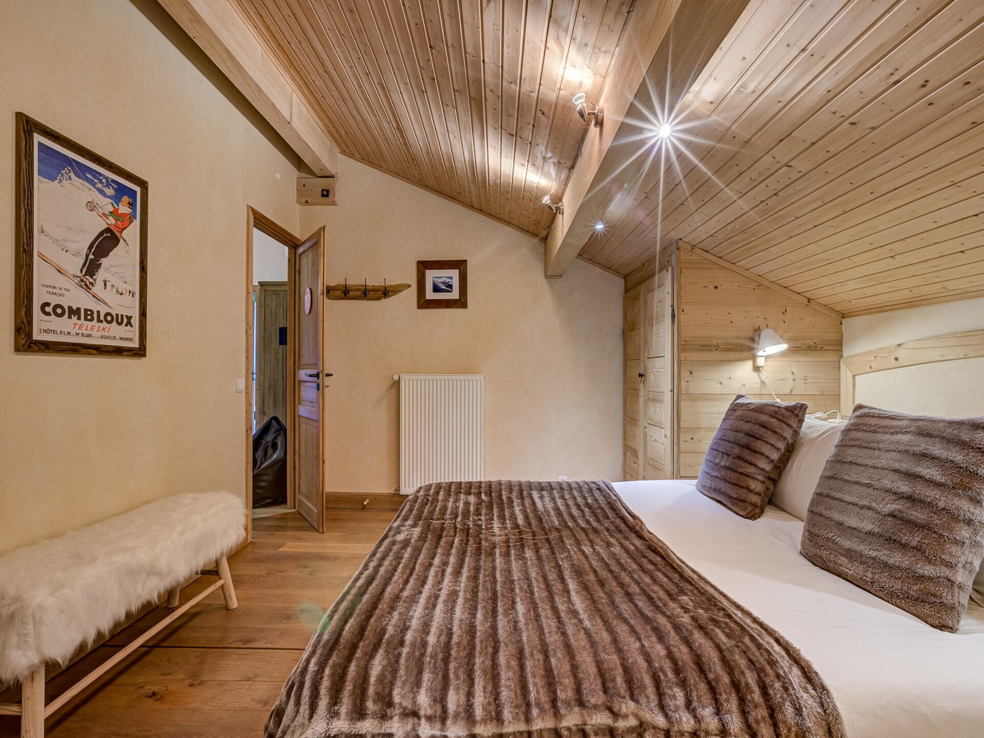Ruim chalet voor 8 met hot tub, tuin en Mont Blanc-zicht in Chamonix - foto 17