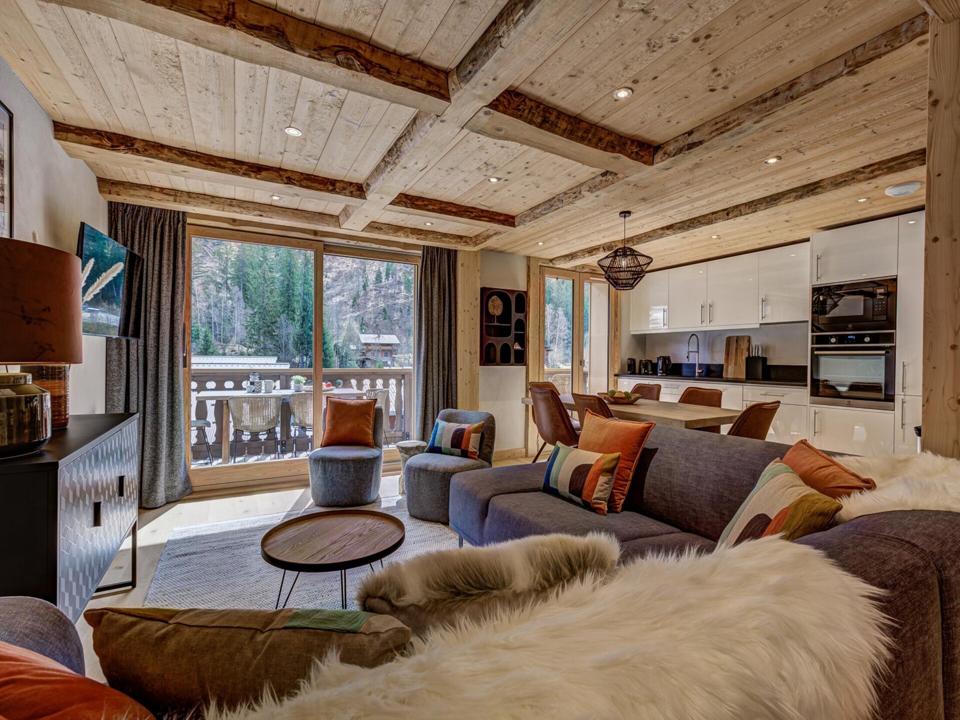 Stijlvol appartement in Chamonix met uitzicht op Mont Blanc, vlakbij de piste - foto 8