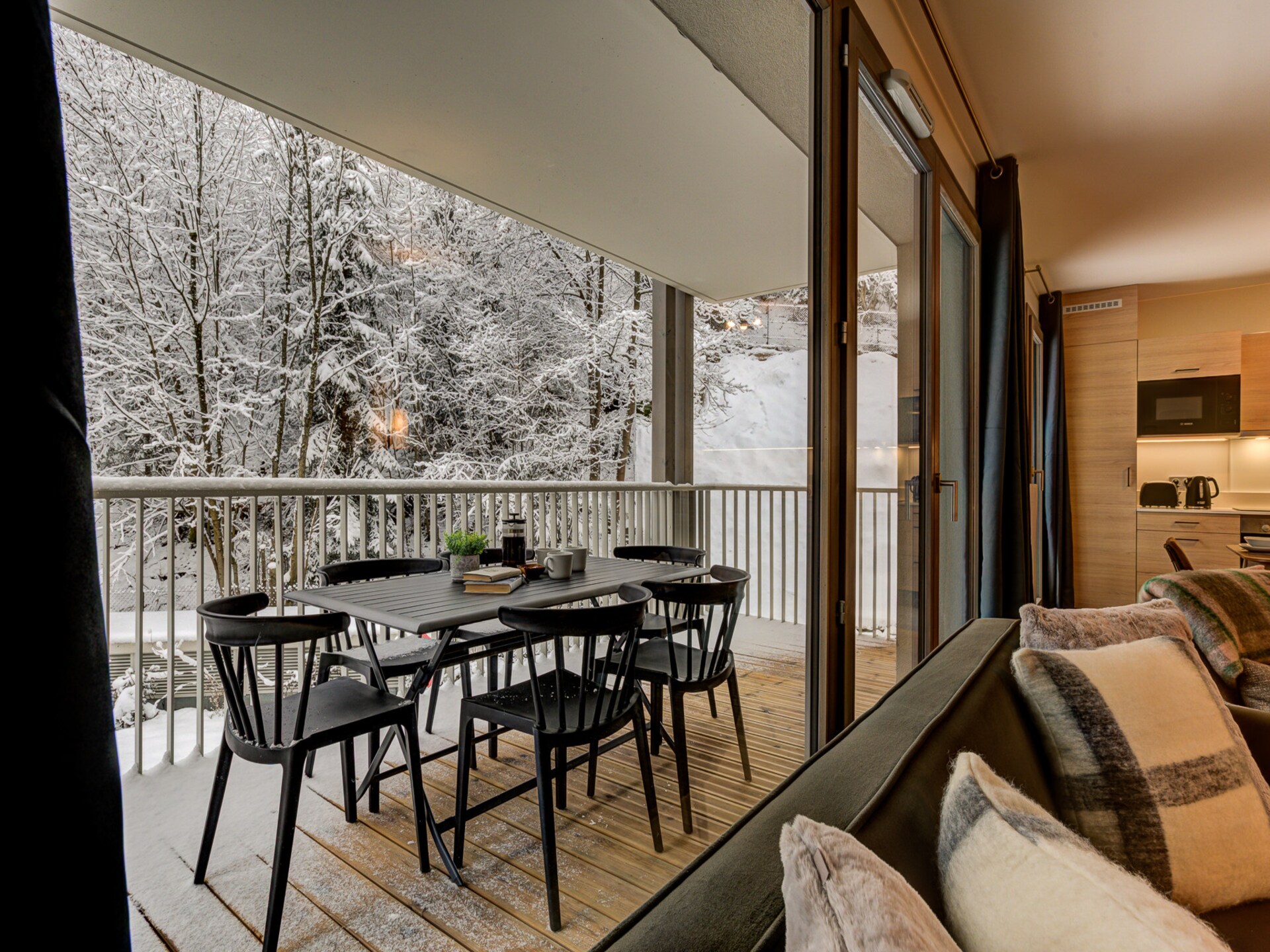 Modern Alpenappartement met bergzicht in Chamonix, vlakbij centrum - foto 23