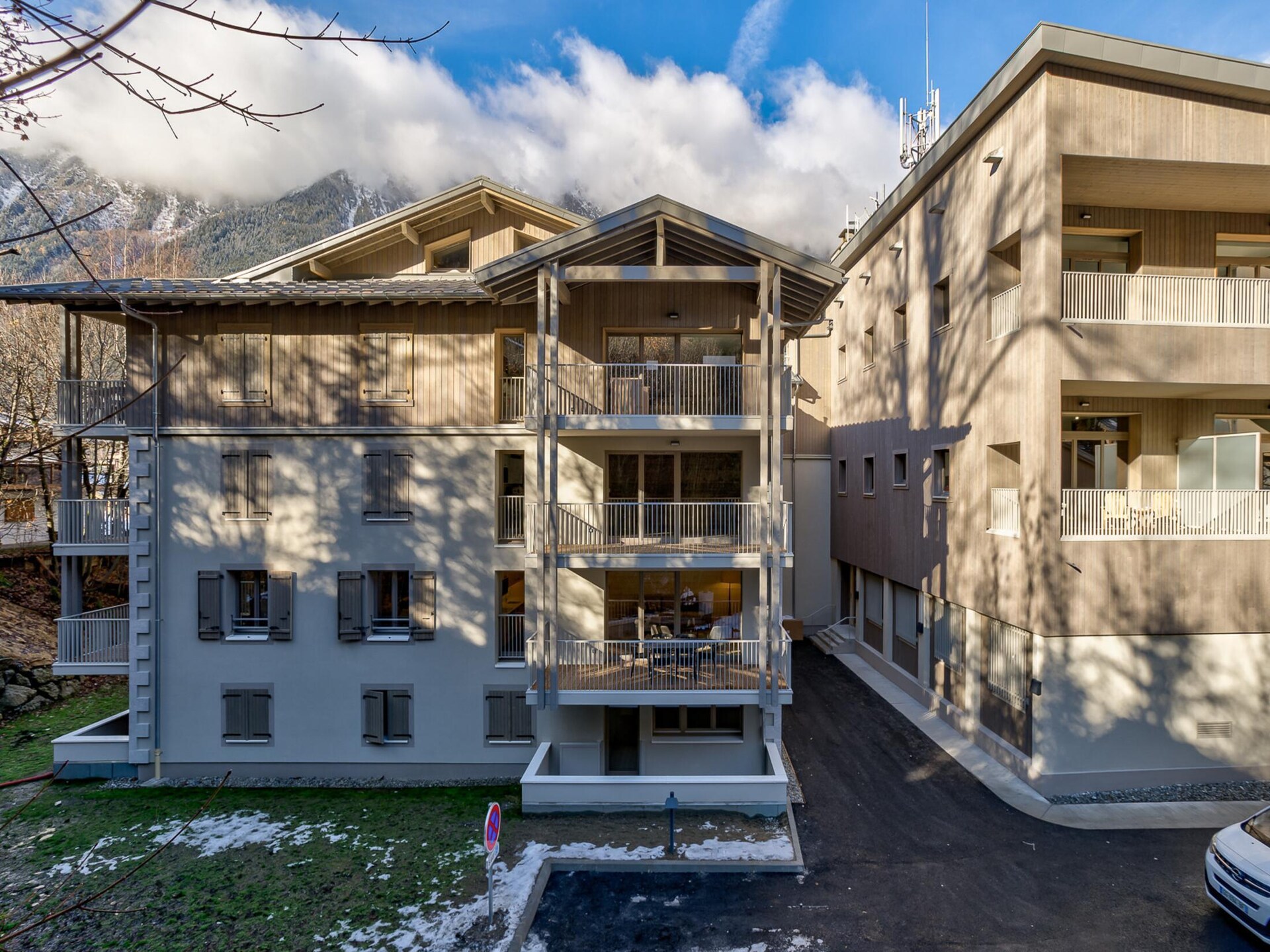 Modern Alpenappartement met bergzicht in Chamonix, vlakbij centrum - foto 24