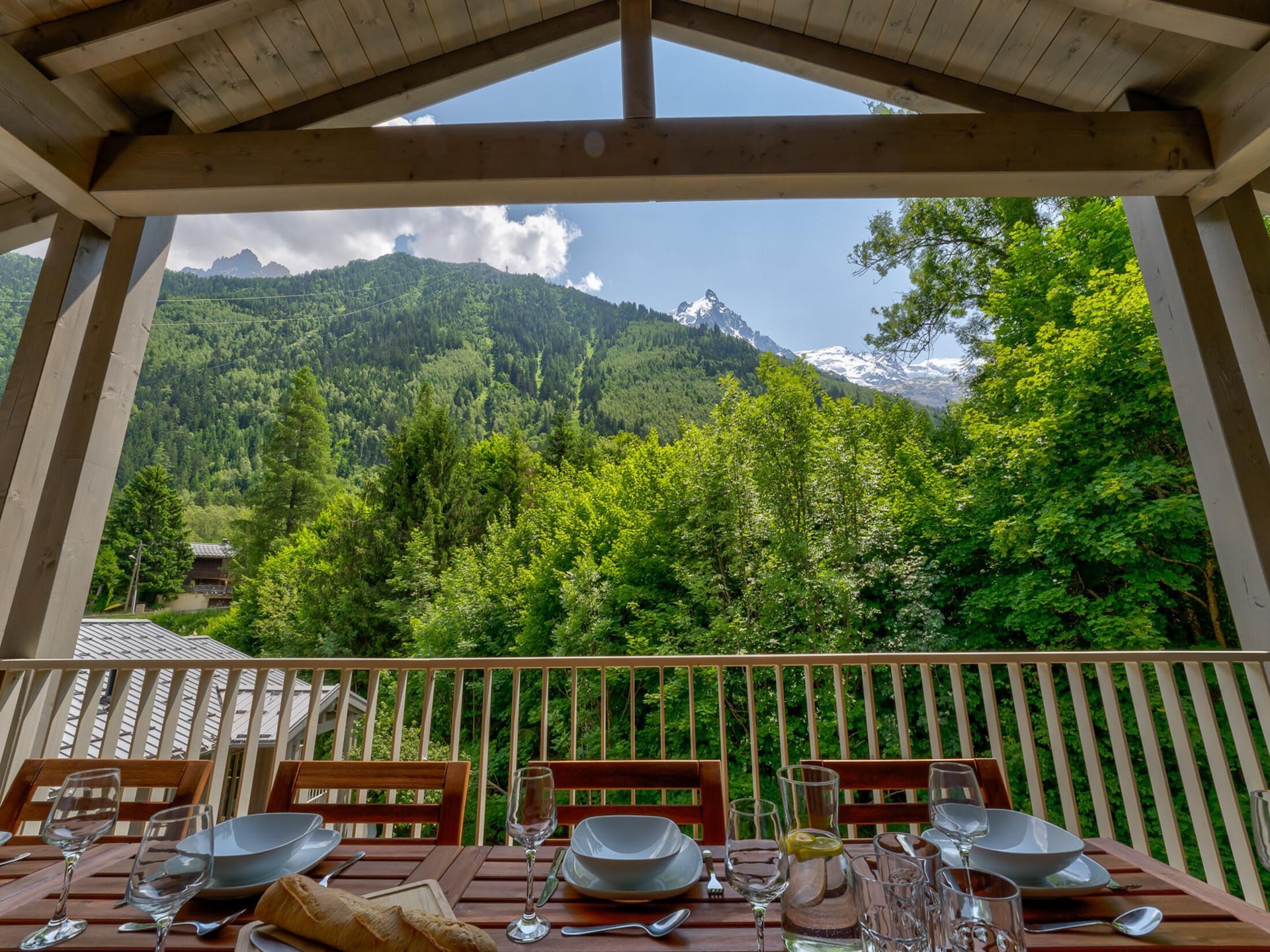 Stijlvol 4-slaapkamerappartement aan de golfbaan in Chamonix - foto 24