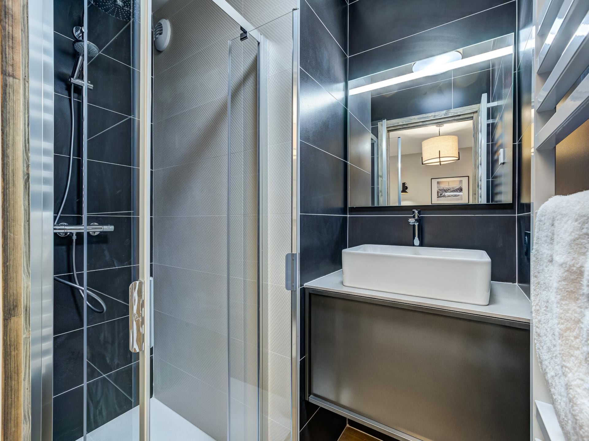 Stijlvol 4-slaapkamerappartement aan de golfbaan in Chamonix - foto 19