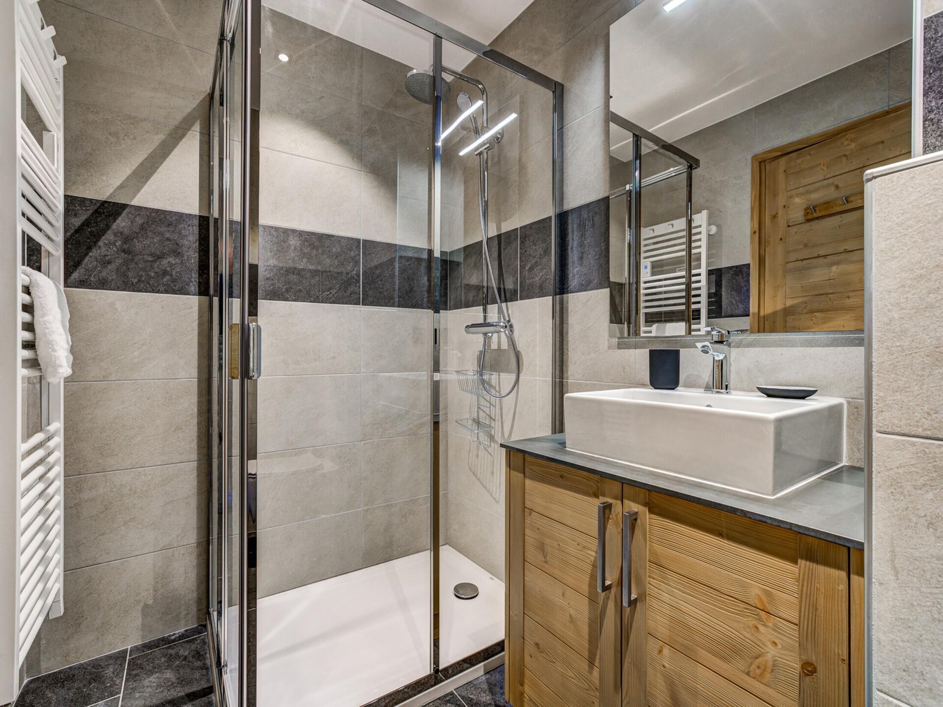 Modern appartement aan de golfbaan met bergzicht in Les Praz, Chamonix - foto 12