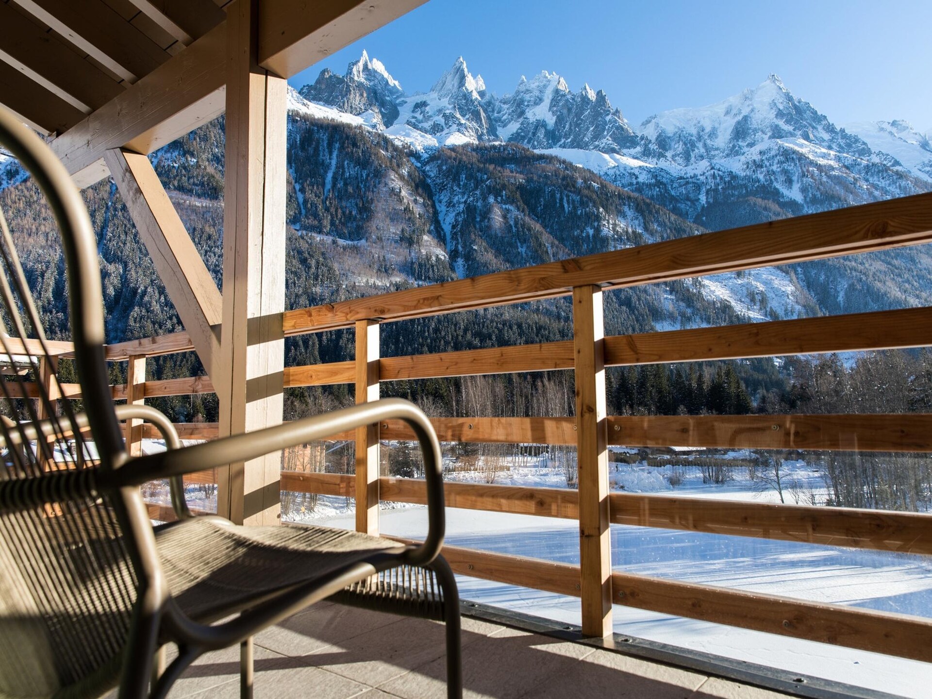 Luxe appartement met Mont-Blanc uitzicht, spa en zwembad in Chamonix - foto 20