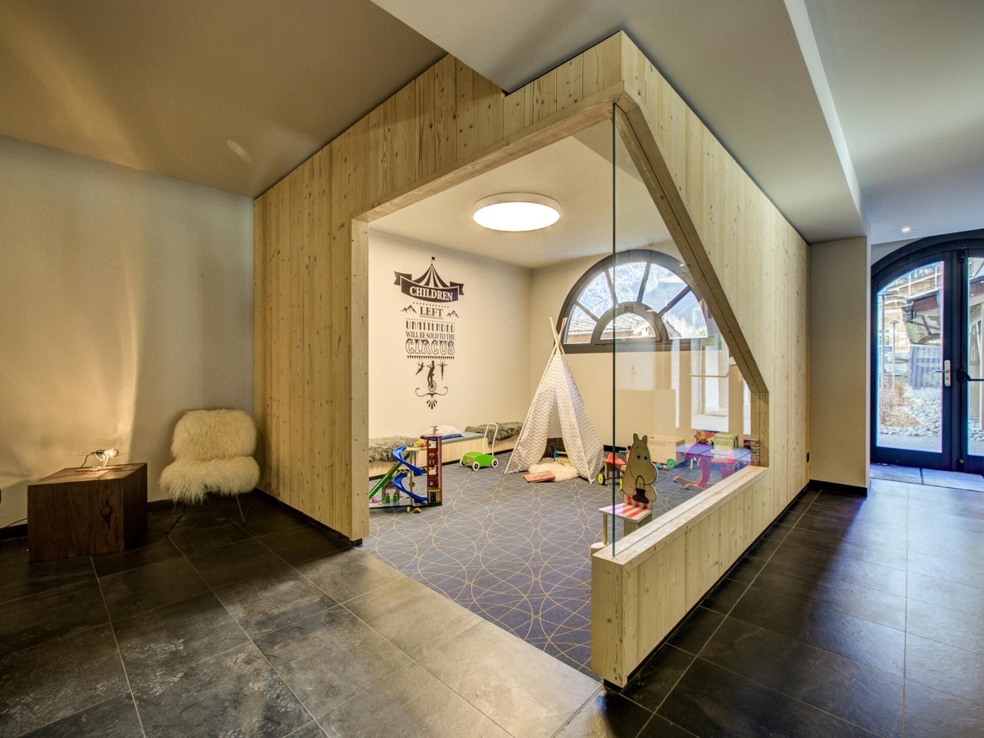 Luxe appartement met Mont-Blanc uitzicht, spa en zwembad in Chamonix - foto 24
